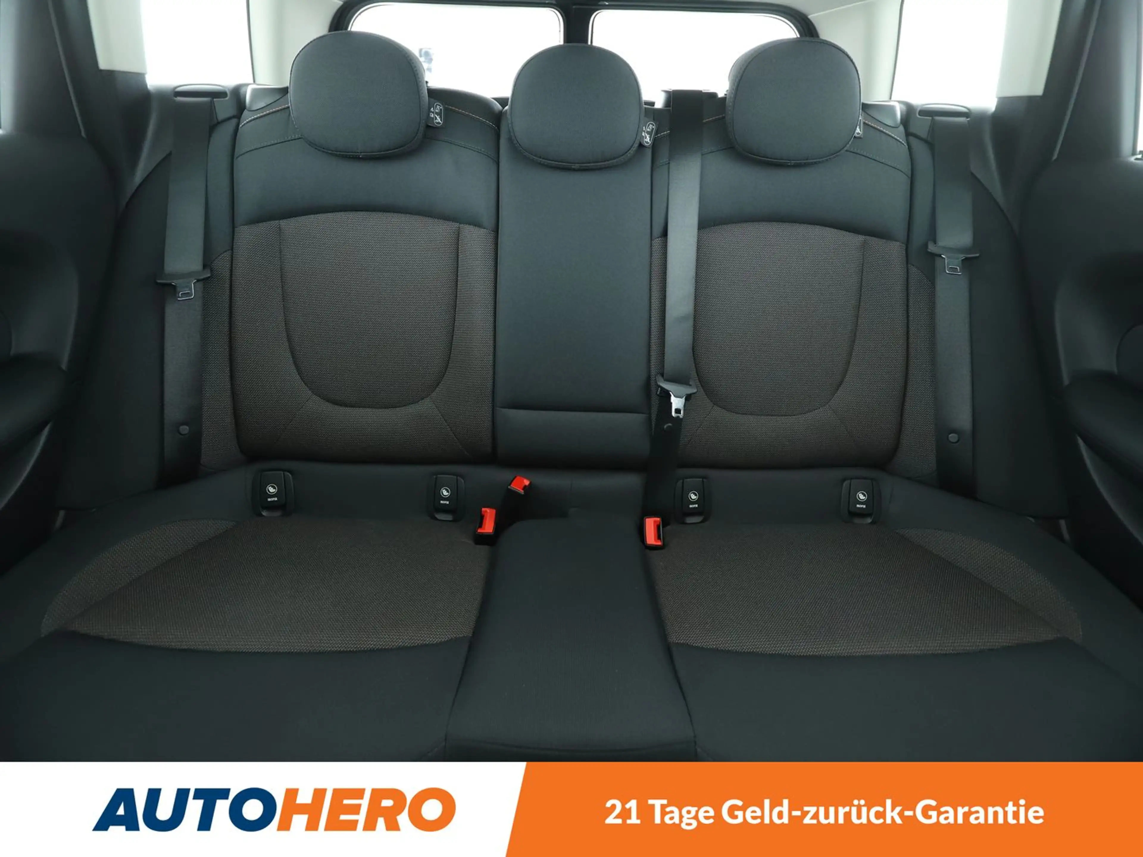 MINI One Clubman One*TEMPO*PDC*SHZ*ALU*PANO*LIM* — photo 15
