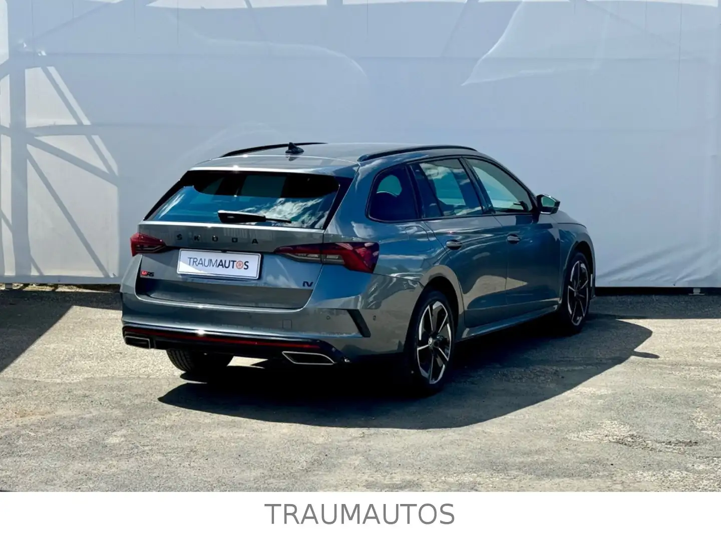 Skoda Octavia Combi RS iV 245PS *AHK* Grau - 2