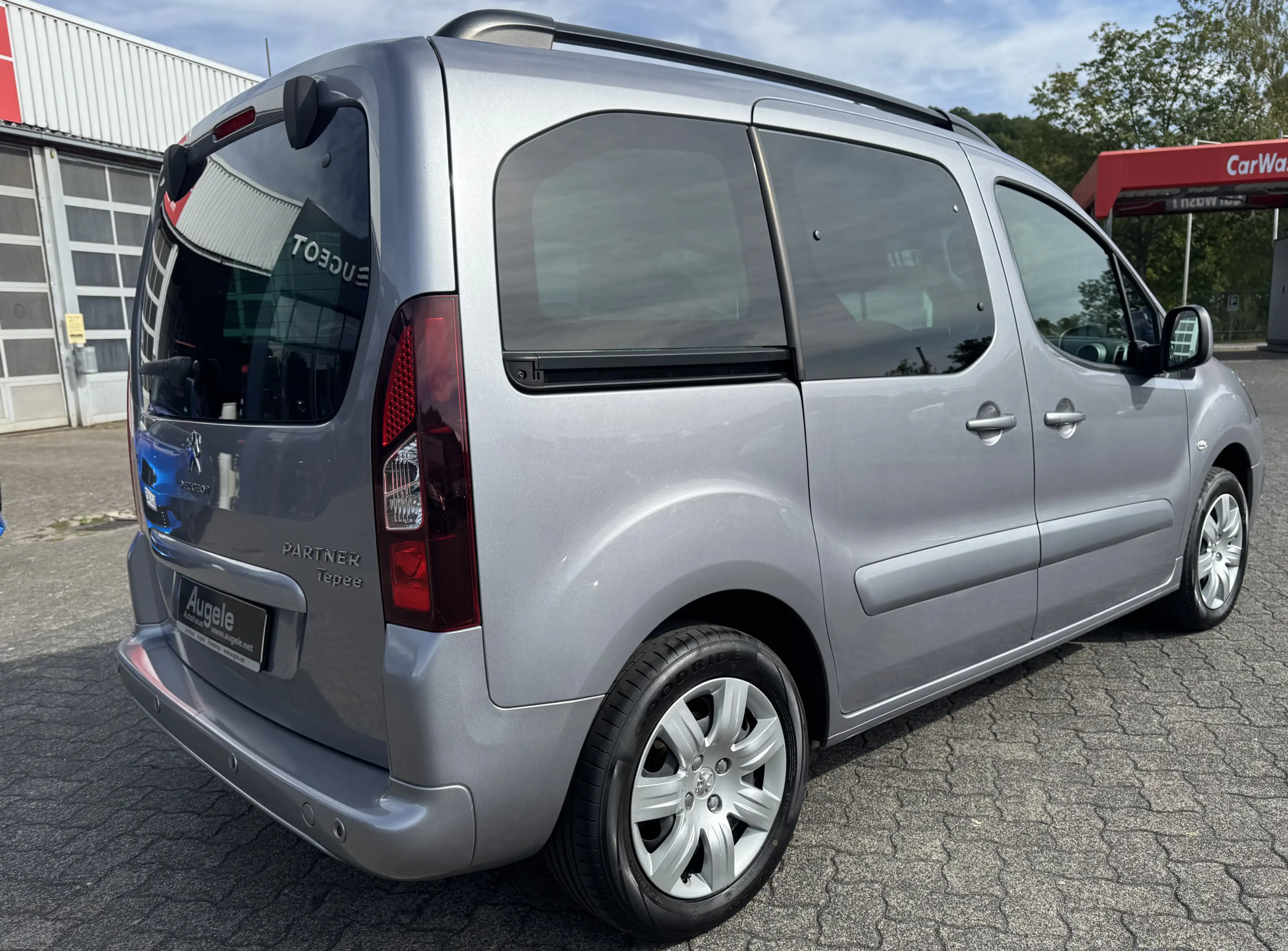 Peugeot Partner Allure 1.6 B-HDI 100 | NAVI | PDC — photo 6