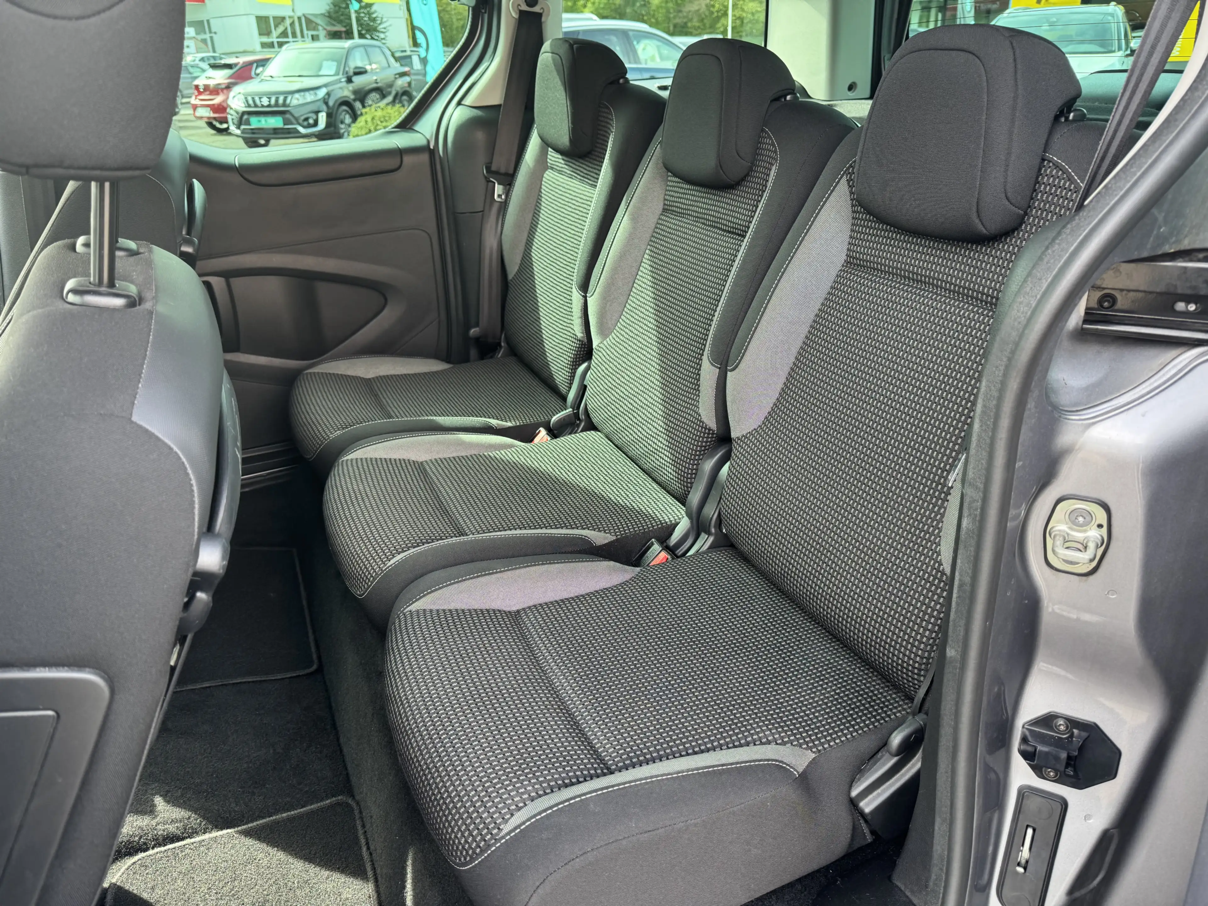 Peugeot Partner Allure 1.6 B-HDI 100 | NAVI | PDC — photo 14