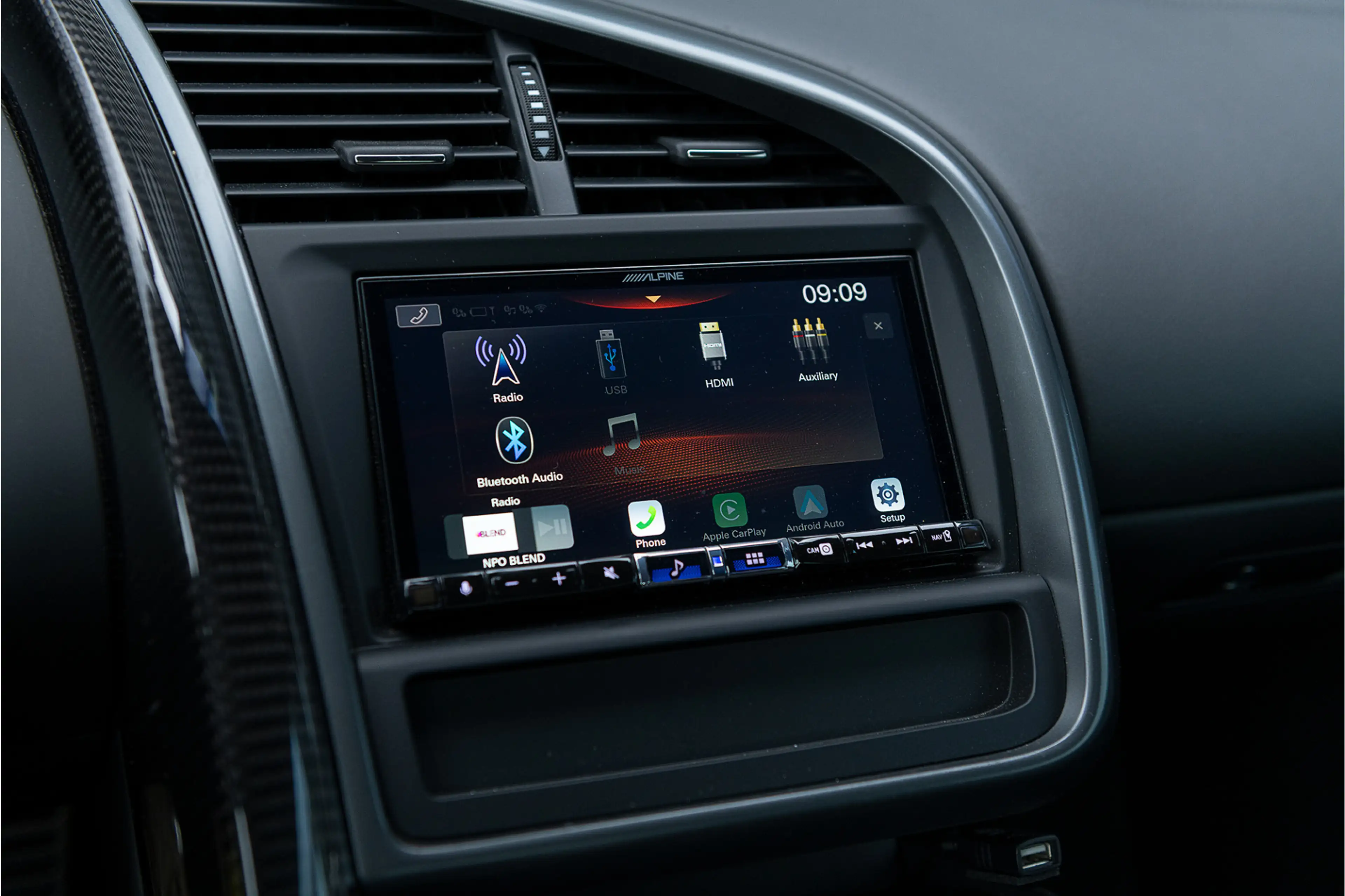 Audi R8 4.2 V8 FSI Carbon Navi B&O LED PDC CruiseContr. — photo 29