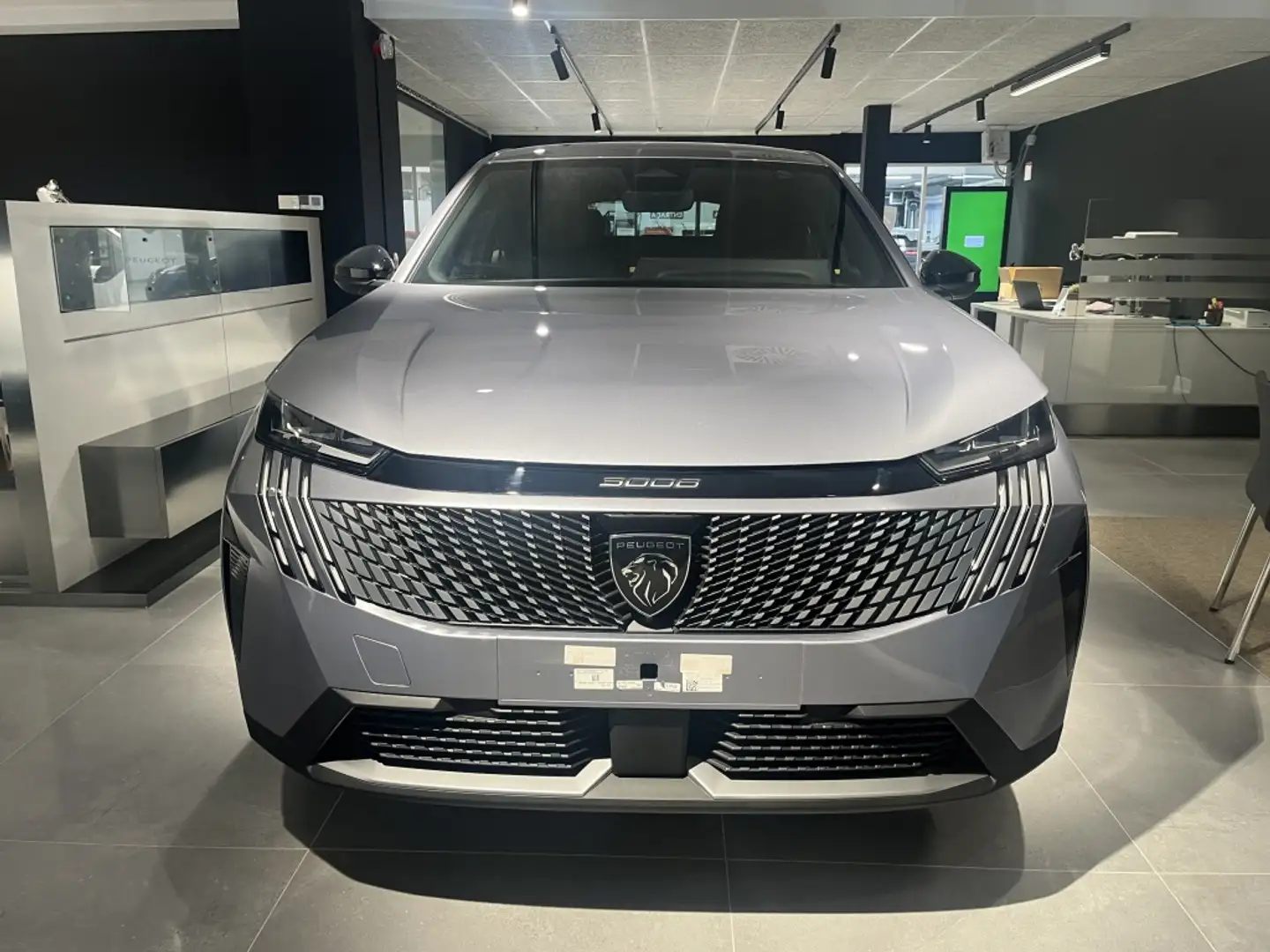 Peugeot 3008 Hybrid 136 Allure eDCS6 Gris - 2