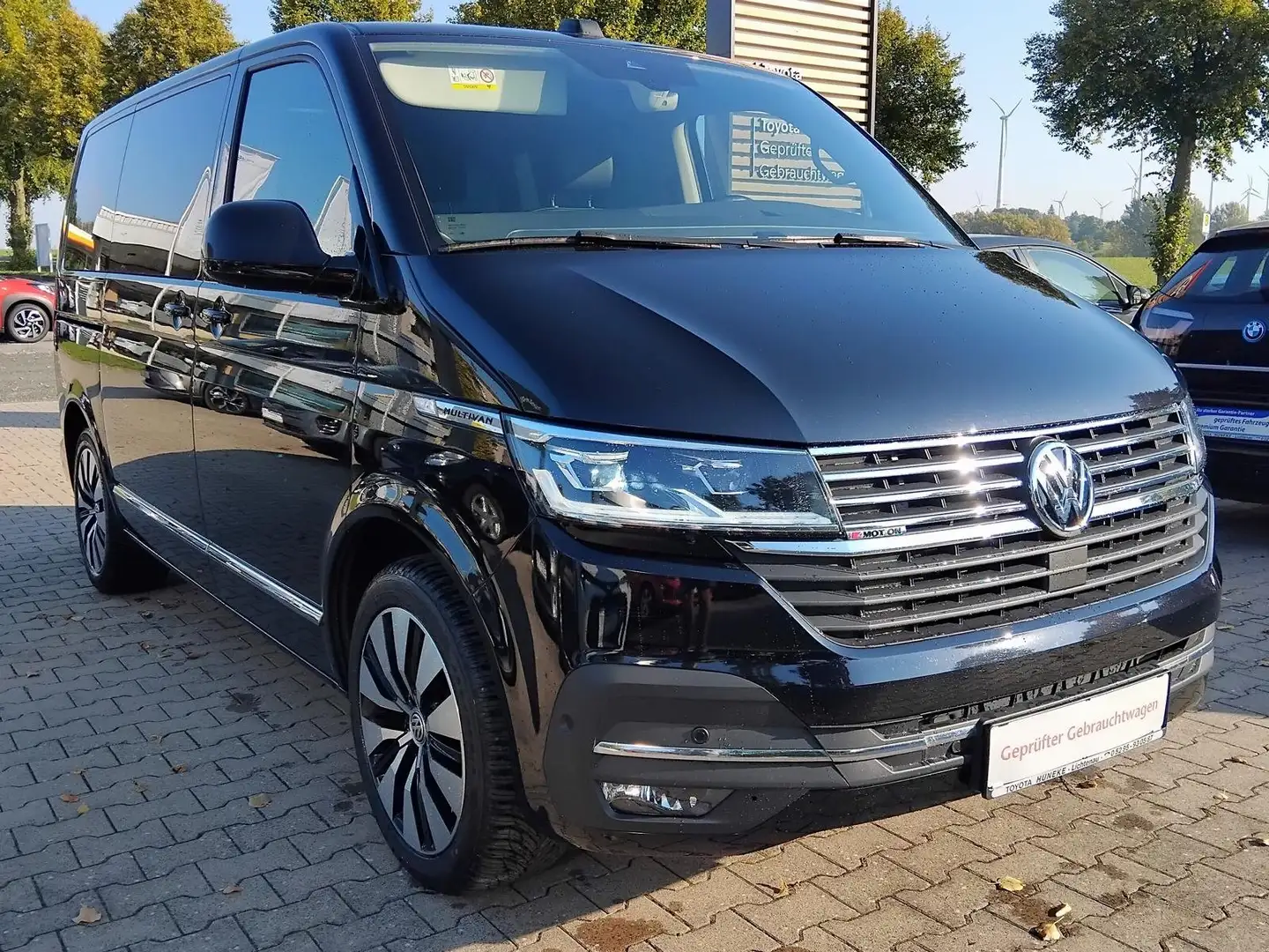 Volkswagen T6.1 Multivan Multivan Highline 4MOTION Negro - 2