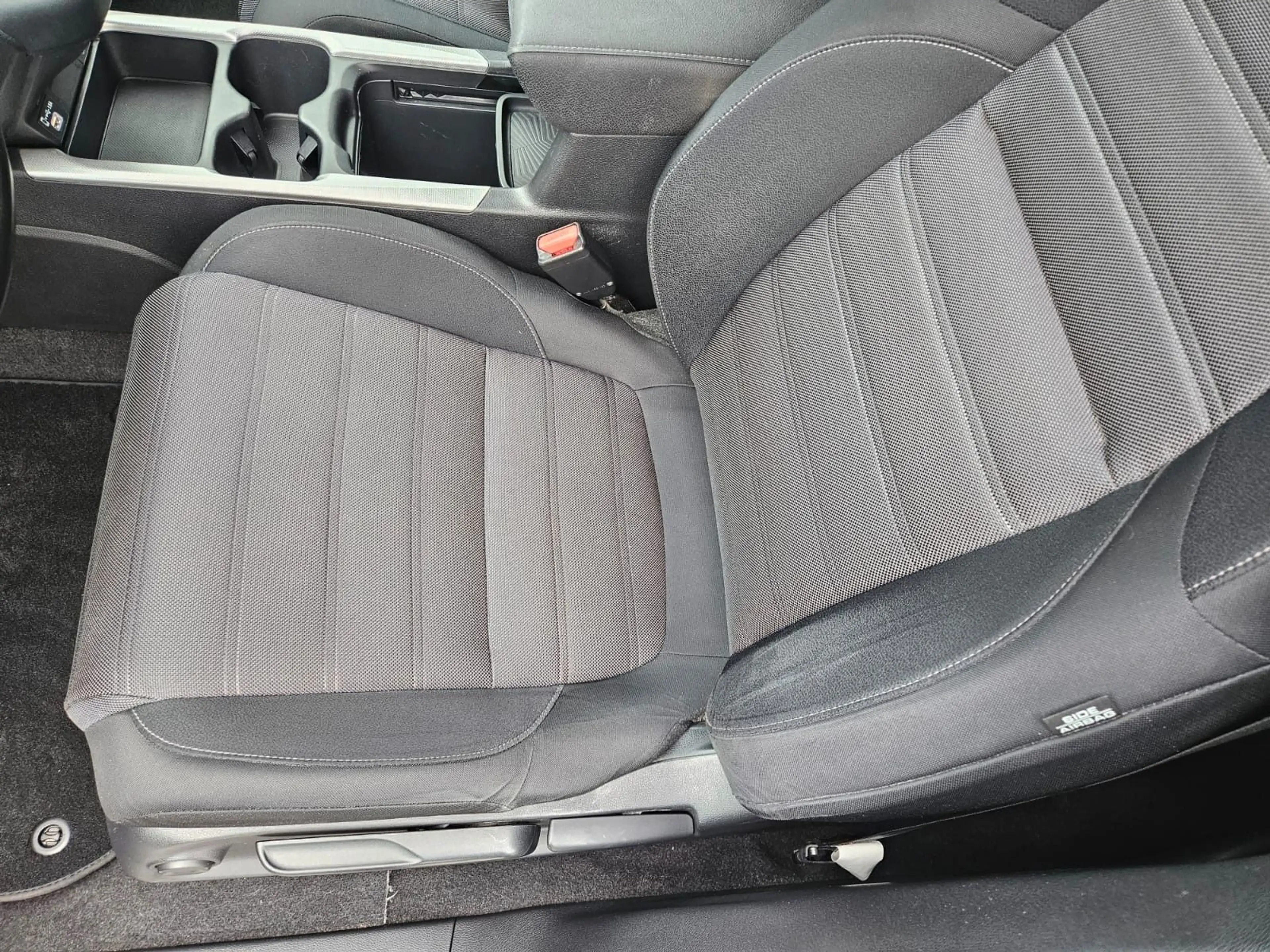 Honda CR-V 2.0 i-MMD HYBRID 2WD Elegance — photo 5