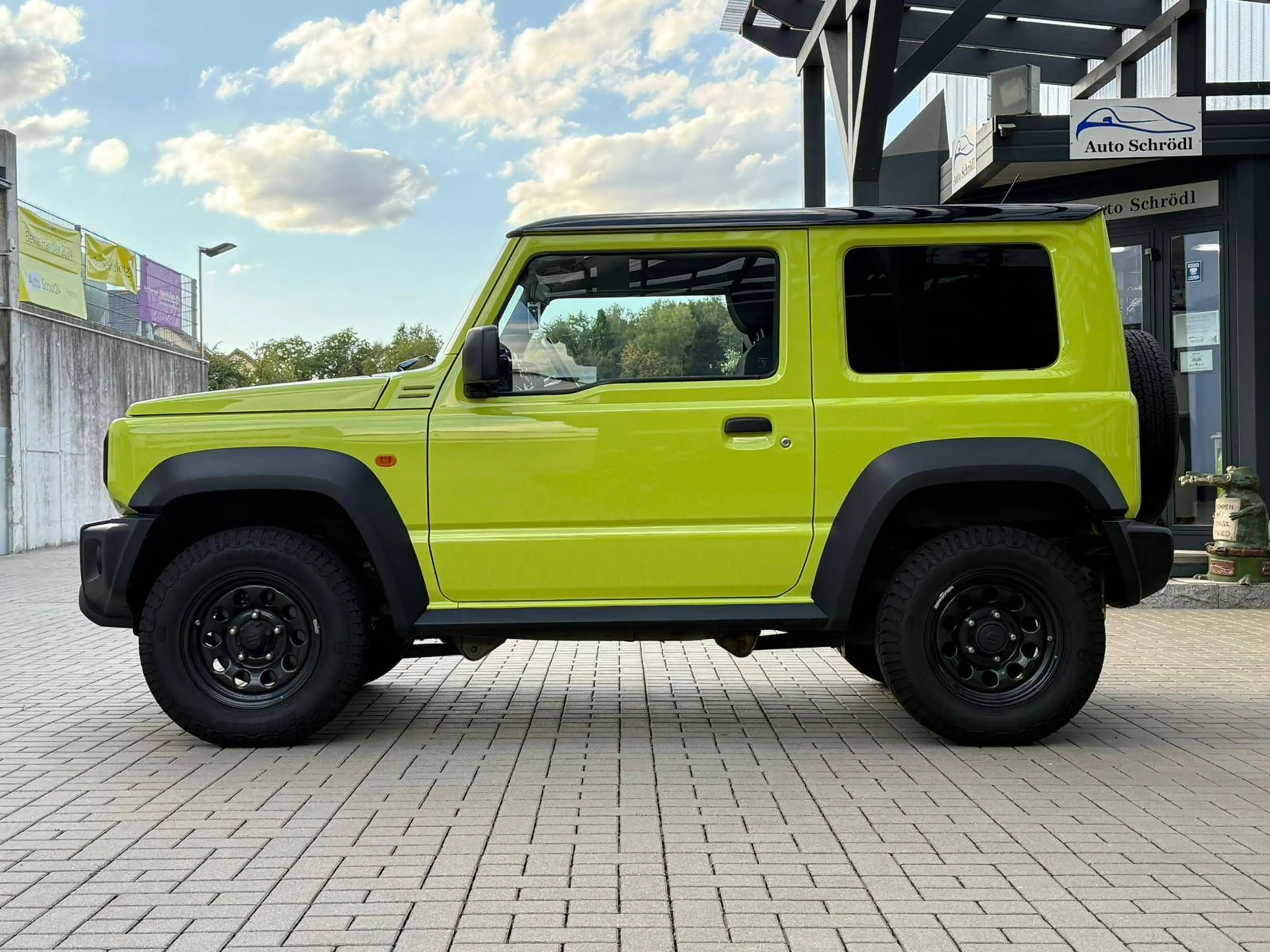 Suzuki Jimny 1.5 ALLGRIP NFZ Comfort, Fernlicht-Assist, Schilderkennung, DAB, Sitzheizung, Tempomat, 8-fach bereift — photo 3