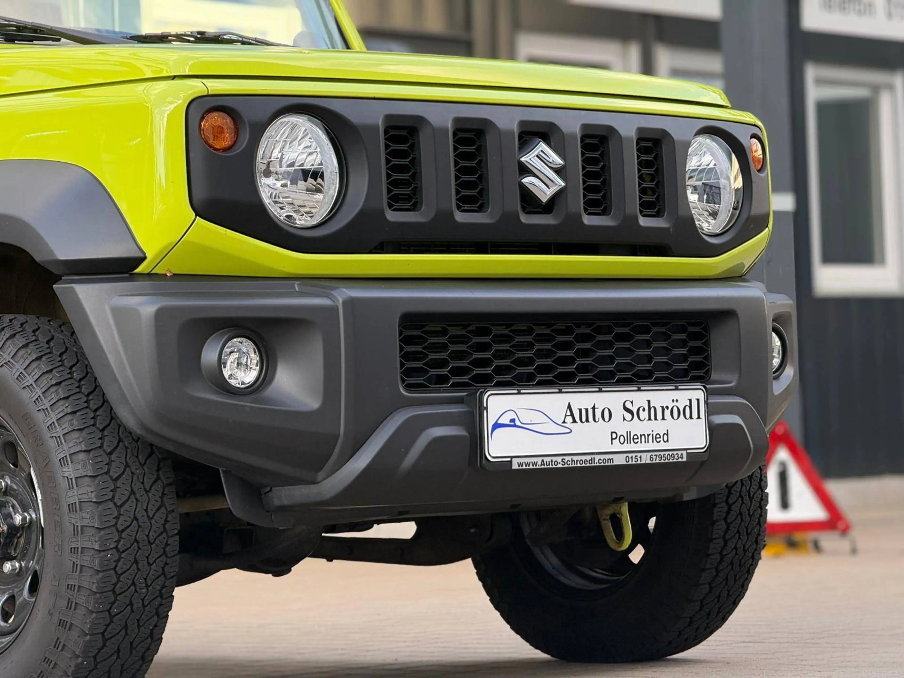 Suzuki Jimny 1.5 ALLGRIP NFZ Comfort, Fernlicht-Assist, Schilderkennung, DAB, Sitzheizung, Tempomat, 8-fach bereift — photo 11