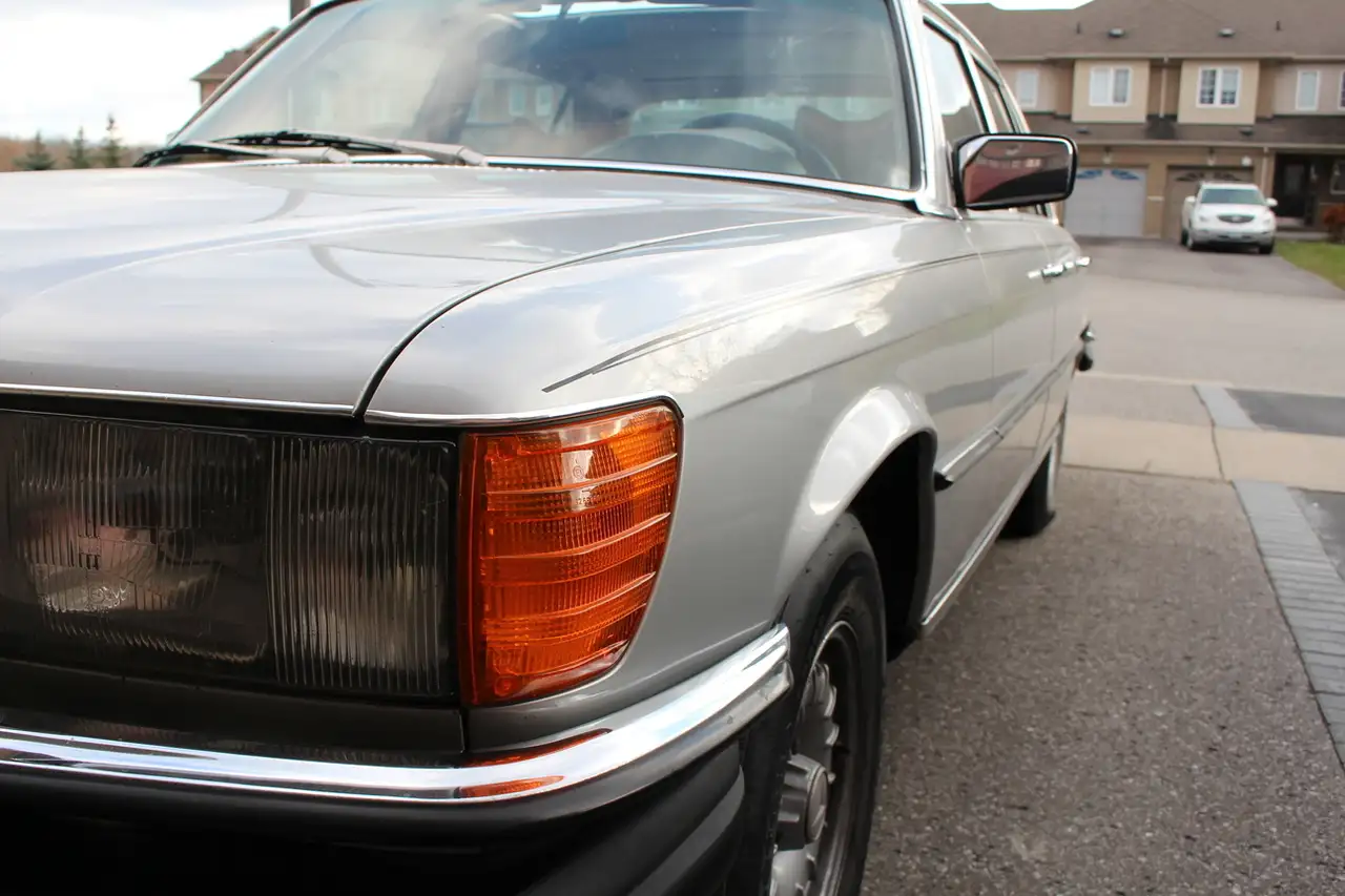Mercedes-Benz S-Class снимка Mercedes-Benz S-Class