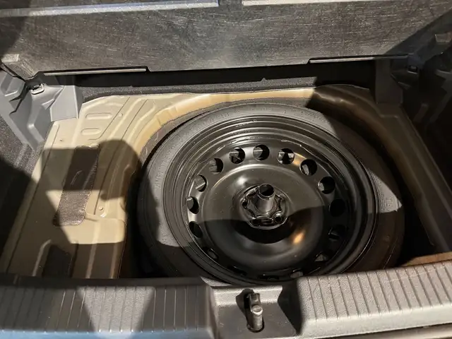 Volkswagen T-Cross view 9