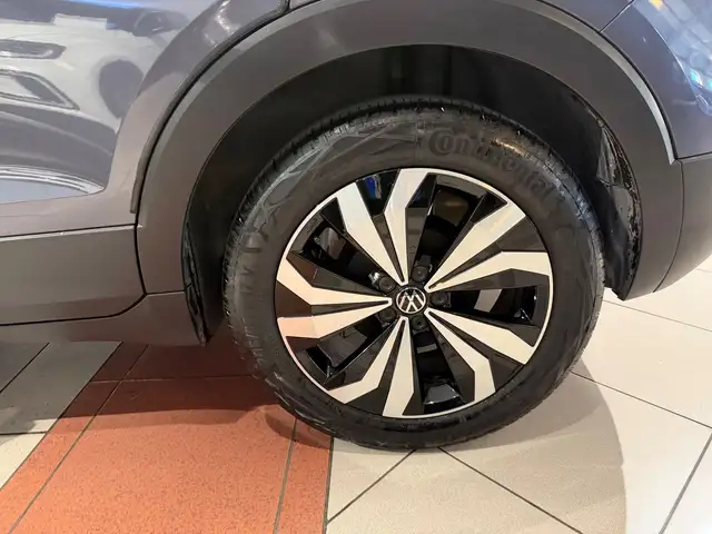 Volkswagen T-Cross view 14