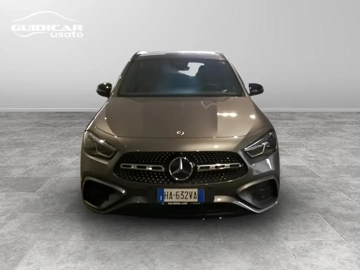 Mercedes-Benz GLA 200 d AMG Line Advanced Plus auto Grigio - 2
