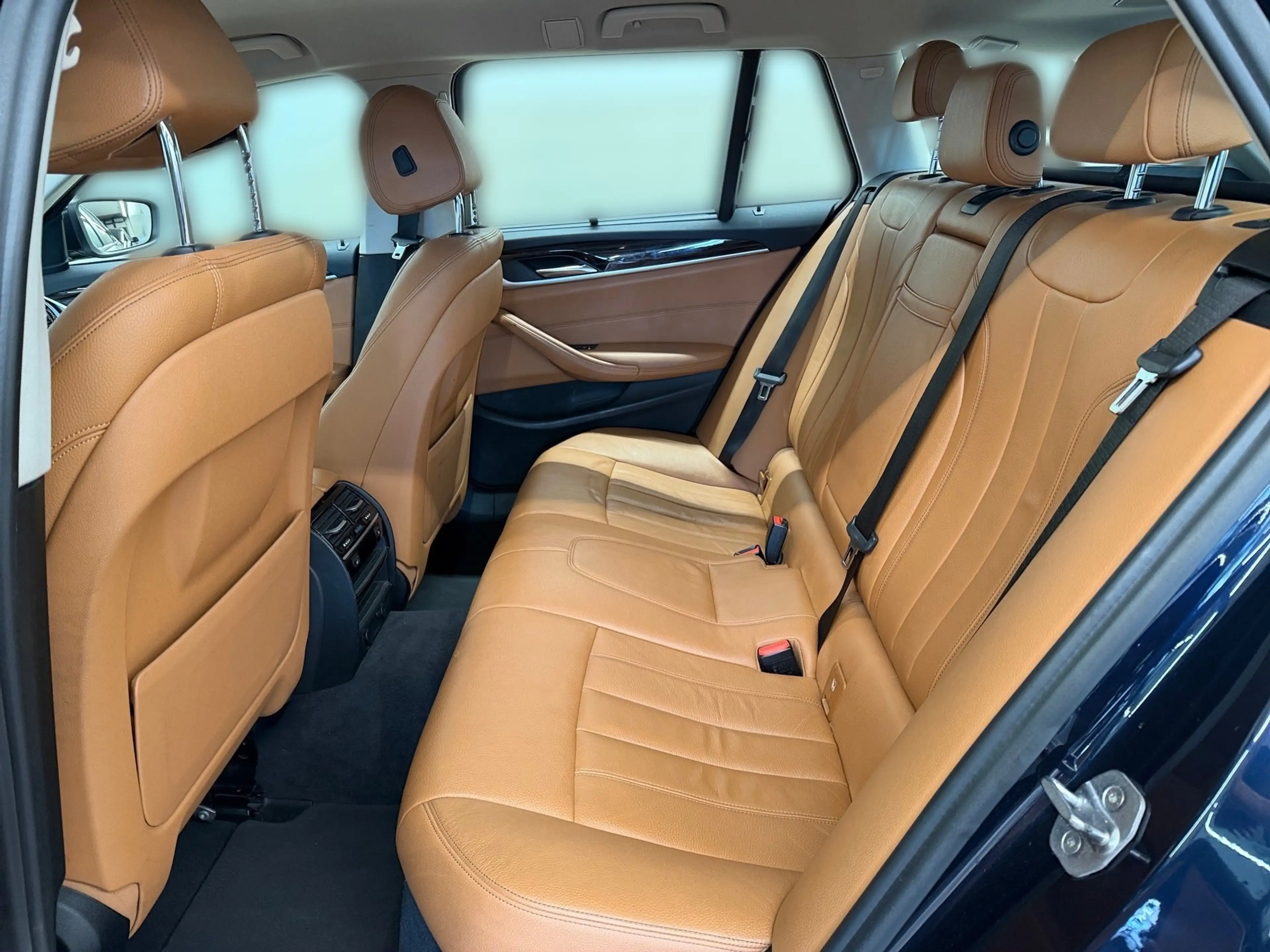 BMW 530 i xDrive — photo 7