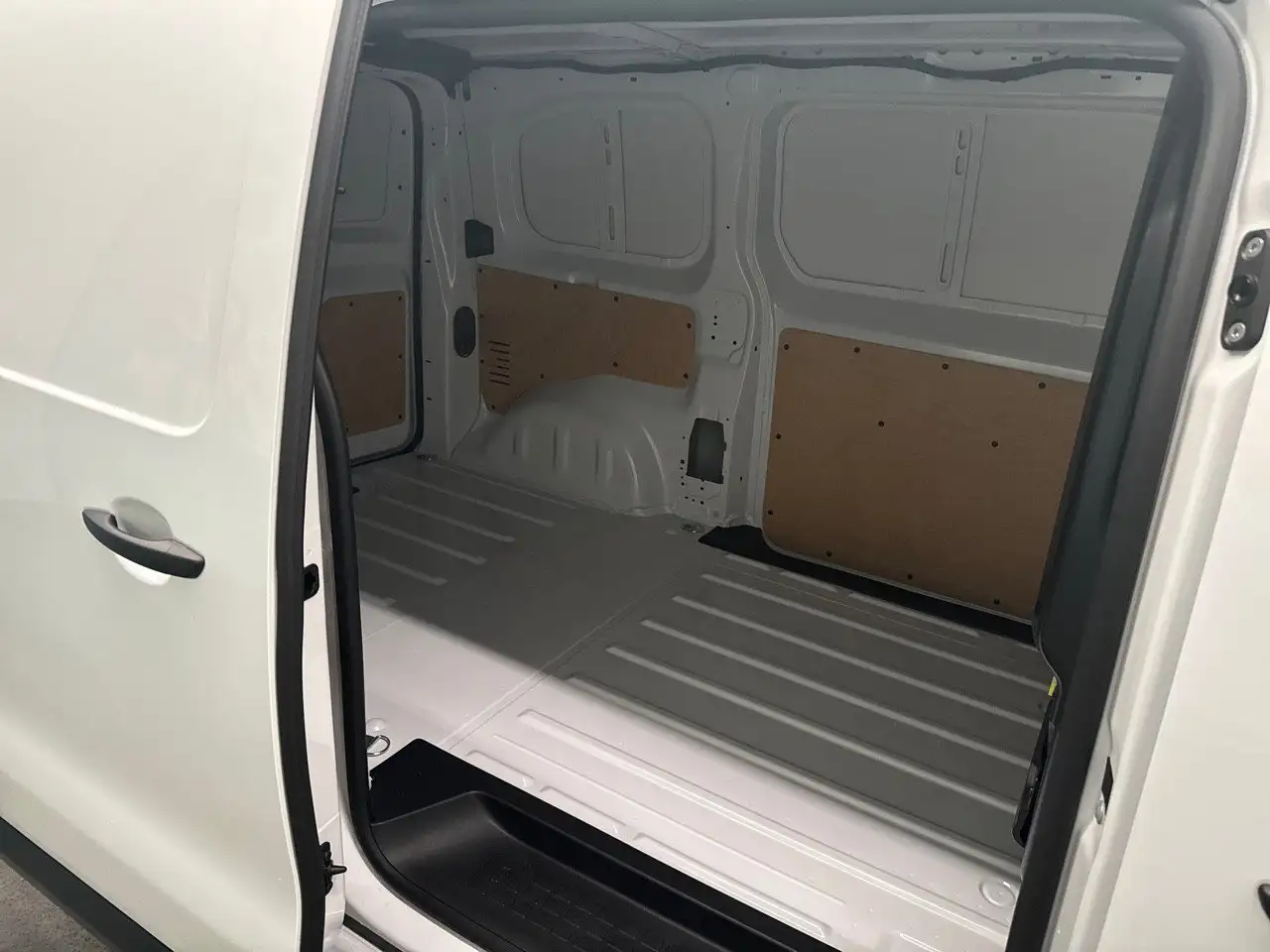 Fiat Scudo VAN L2H1 2.2 Mjet 4 150cv MT6 S&S 17