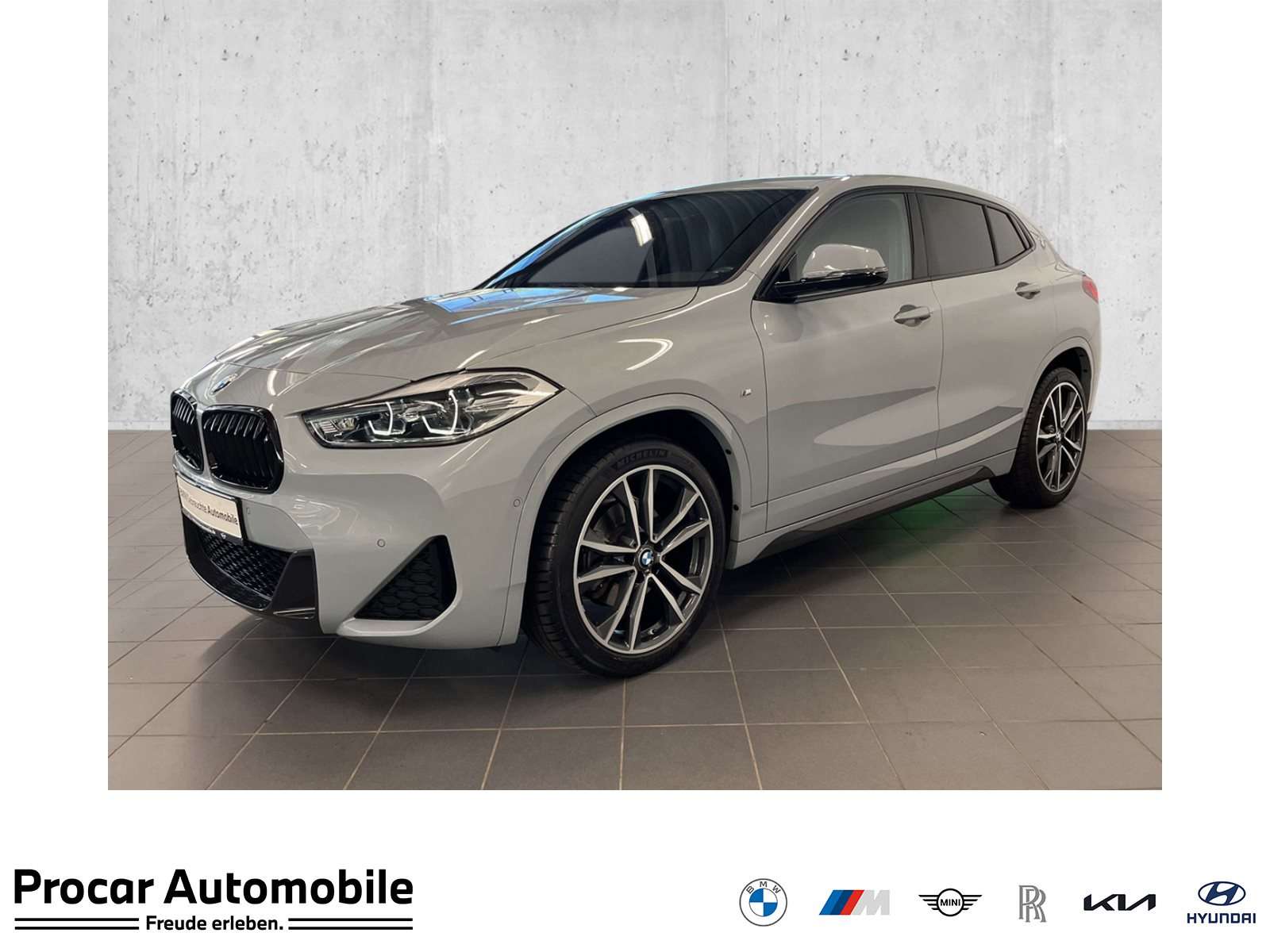 BMW X2