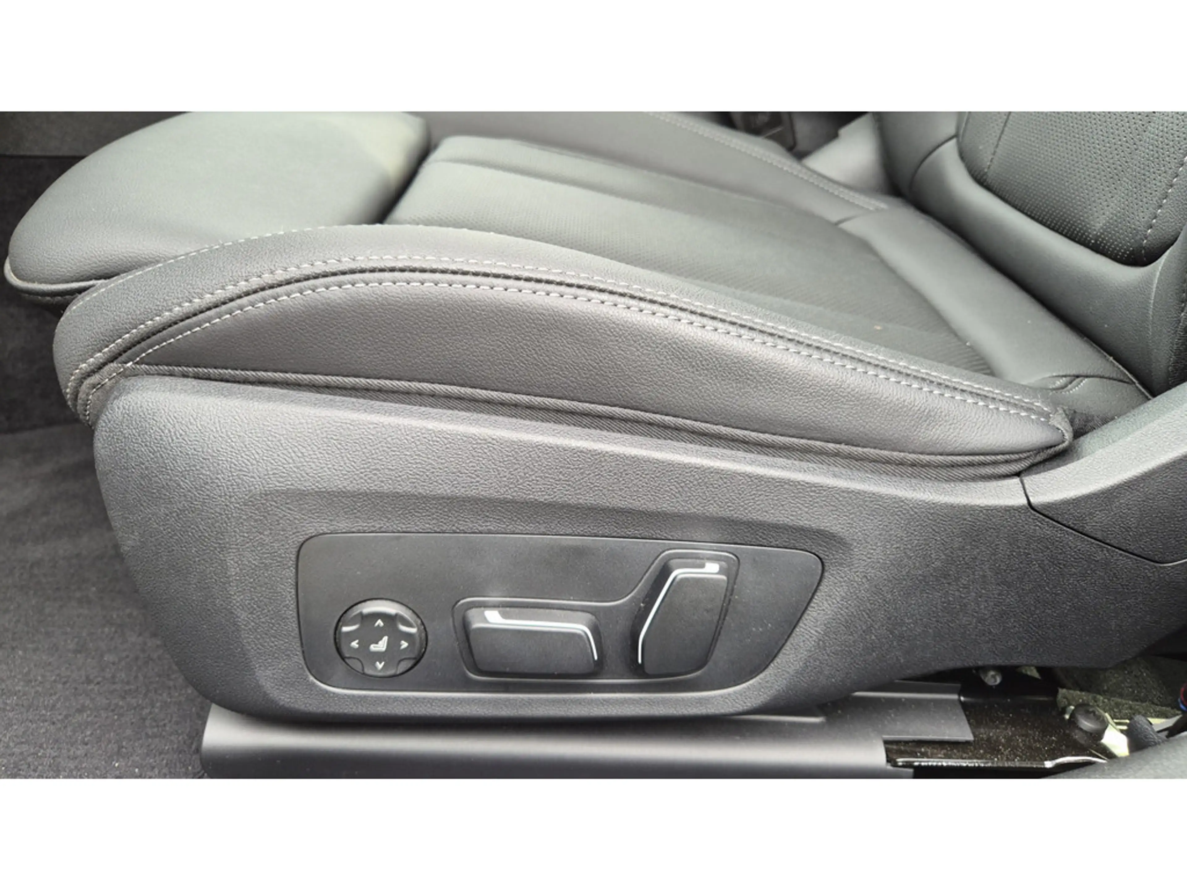 BMW 340 Mi Touring xDrive Pro 19 ZOLL+CARBON+PANO+ — photo 13