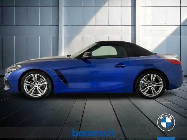 BMW Z4 view 9