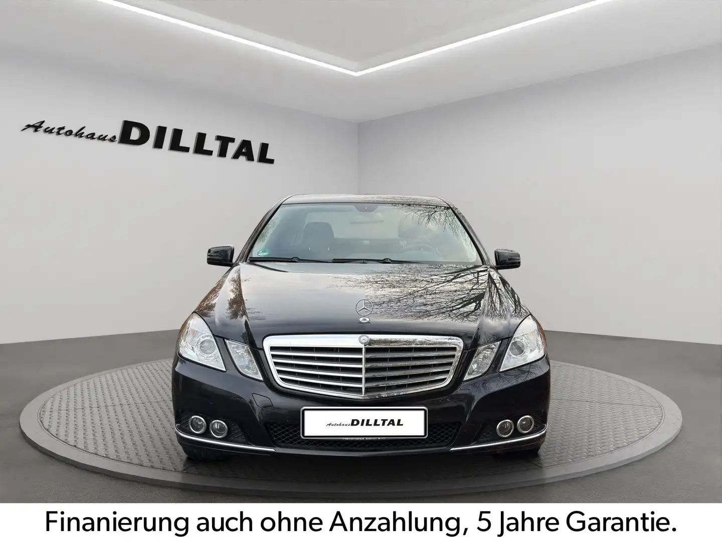 Mercedes-Benz E 200 E Limousine Original KM, sehr gepflegt* Schwarz - 2