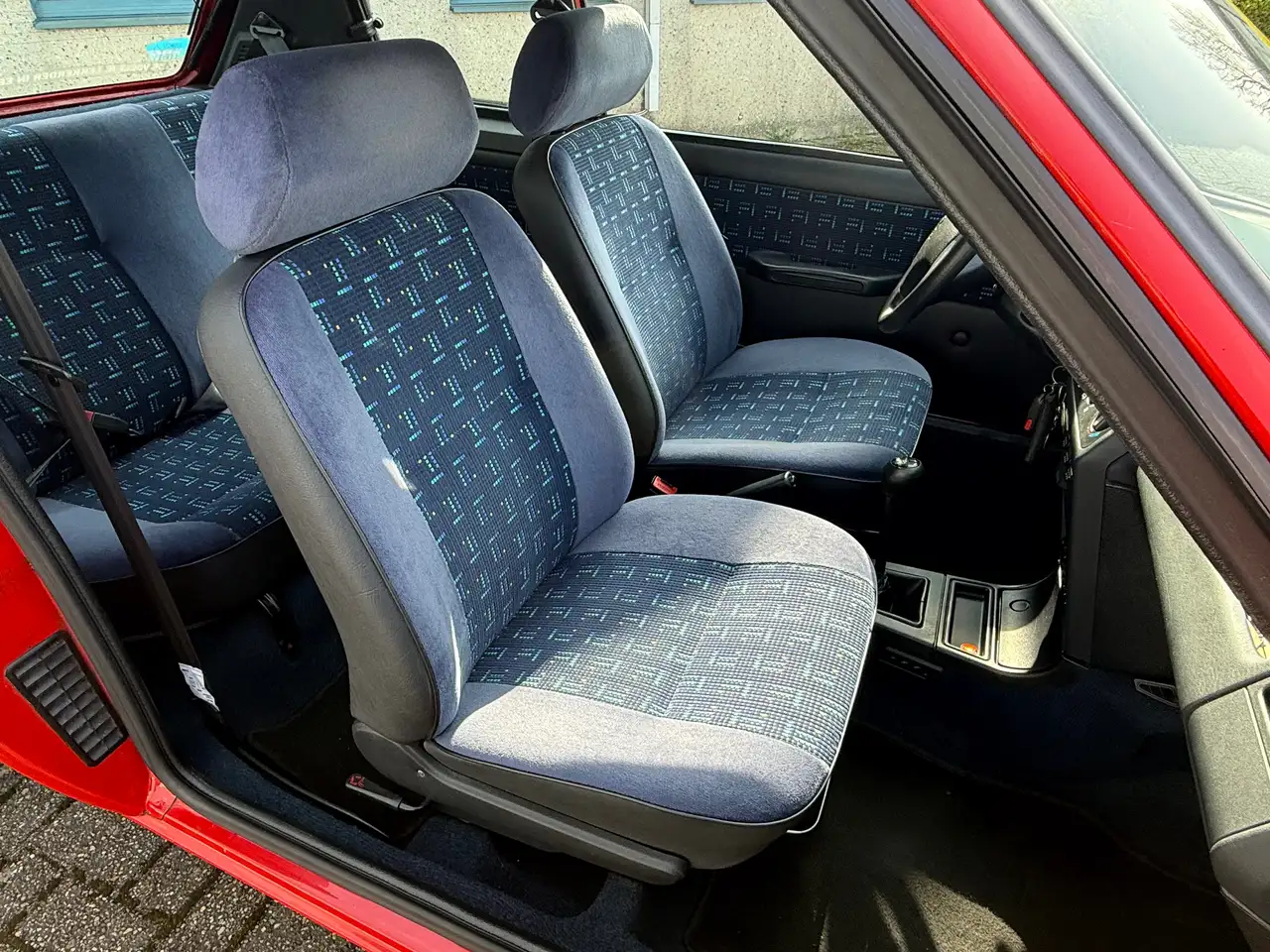 Peugeot 205 1.4 Génération 3-drs, foto 7