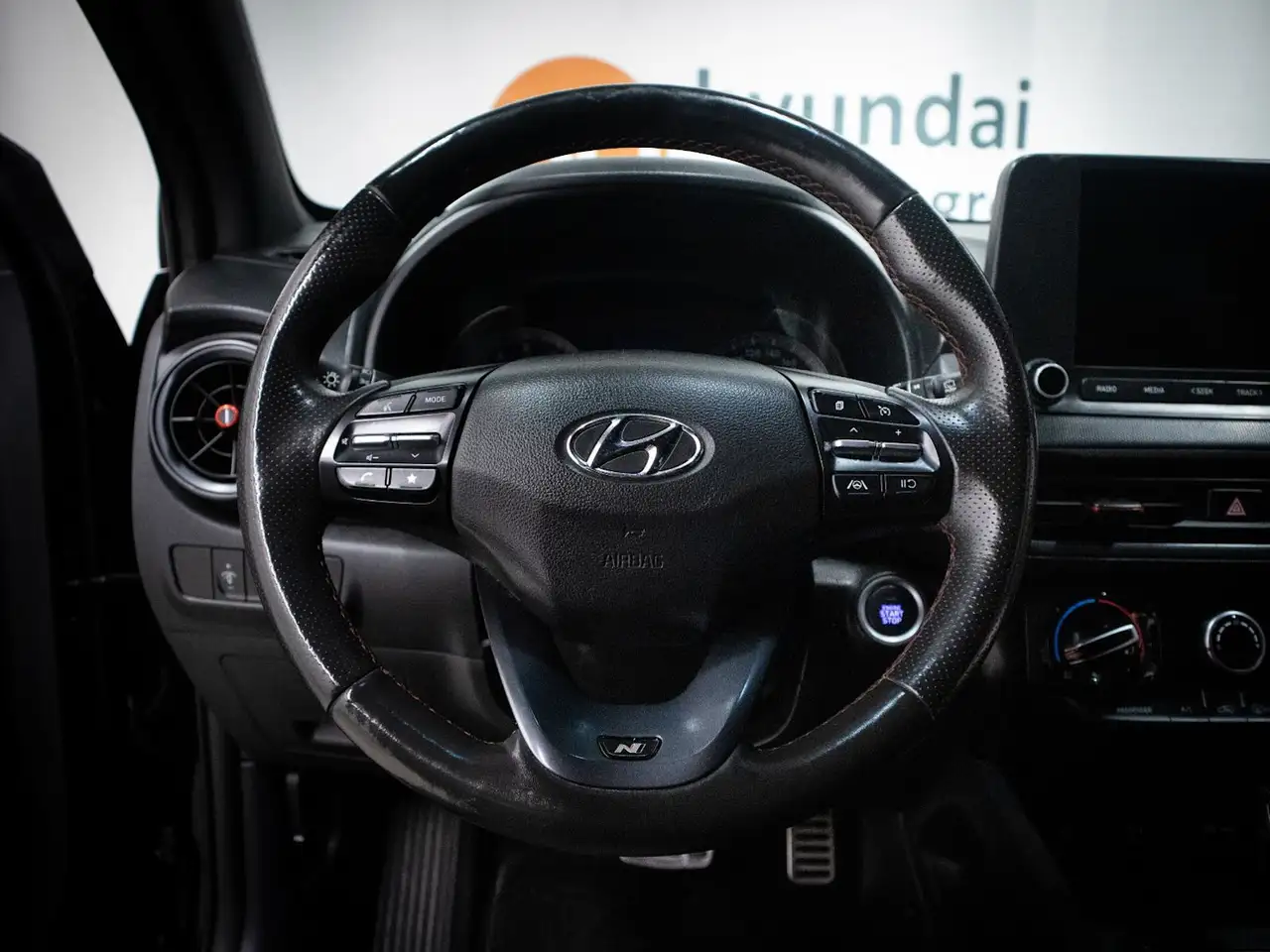 Hyundai KONA снимка Hyundai KONA