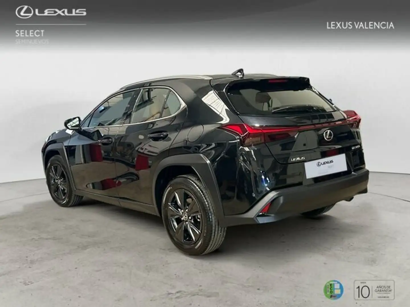 Lexus UX 300e Berlina 199cv Automático de 5 Puertas Nero - 2