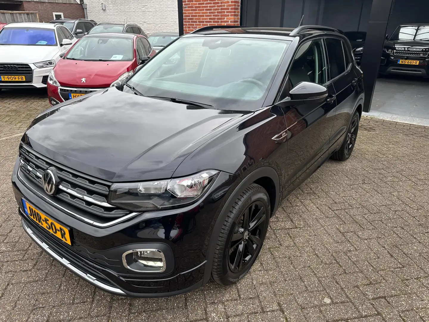 Volkswagen T-Cross 1.0 TSI Style Business R -line AUTOMAAT-CRUISE-CAM Zwart - 2