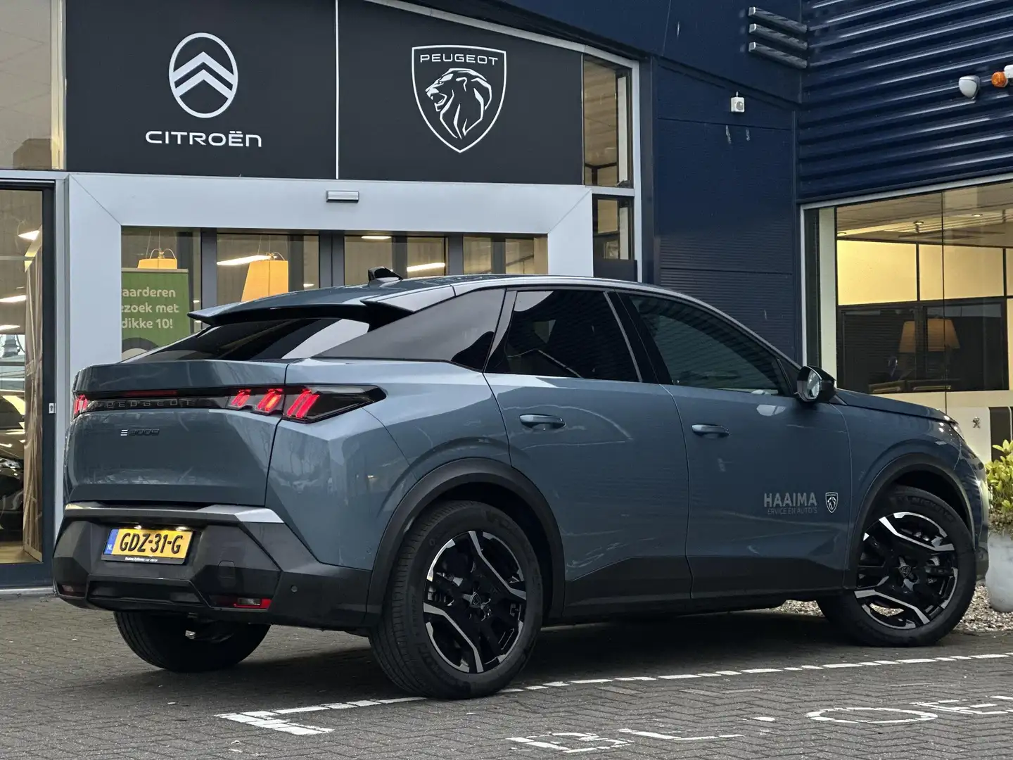 Peugeot 3008 e-3008 Allure 210pk 73 kWh | Adaptive Cruise Contr Blauw - 2