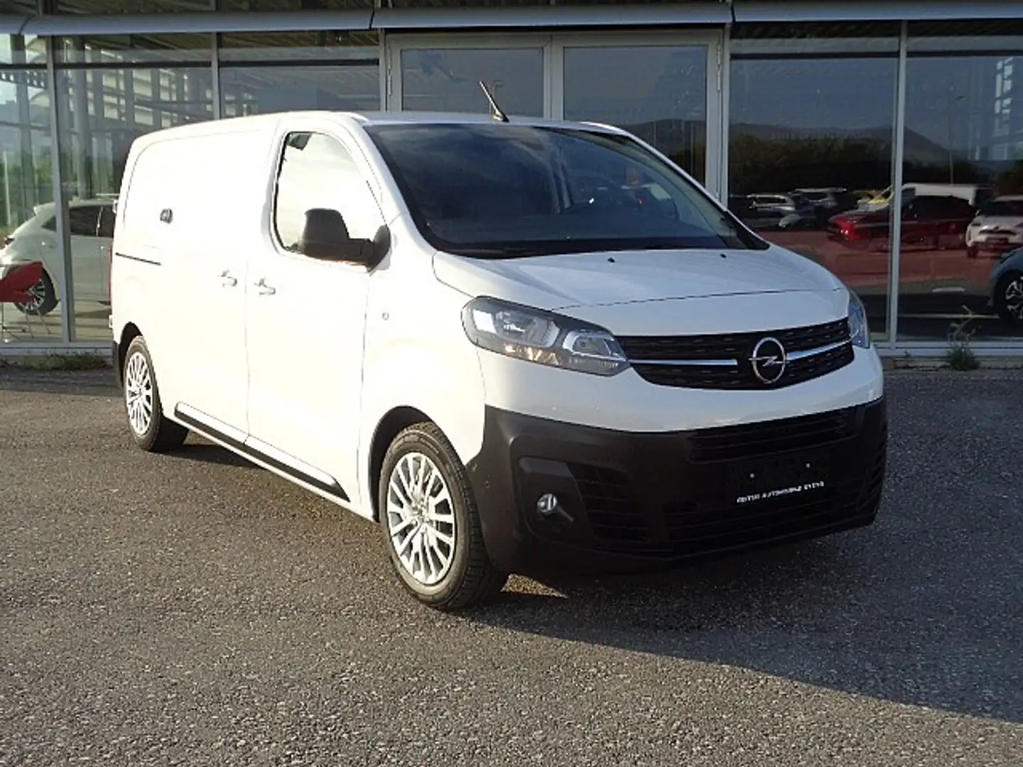 Opel Vivaro Vivaro 1,5 CDTI Kasten Cargo *Kamera *Einparkhilfe Weiß - 1