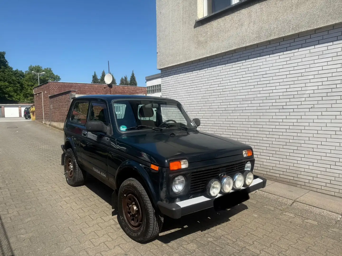 Lada Taiga Basis 4x4 TÜV NEU* 2.HAND* AHK*TOP ZUSTAND - 2