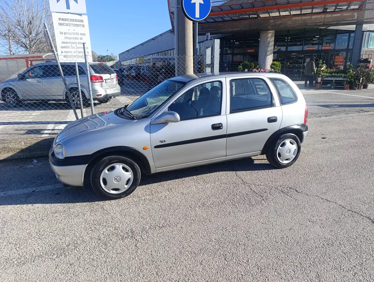 Opel Corsa II 1993 5p 1.7d Viva, foto 2