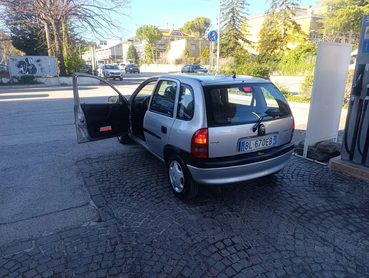 Opel Corsa II 1993 5p 1.7d Viva, foto 9