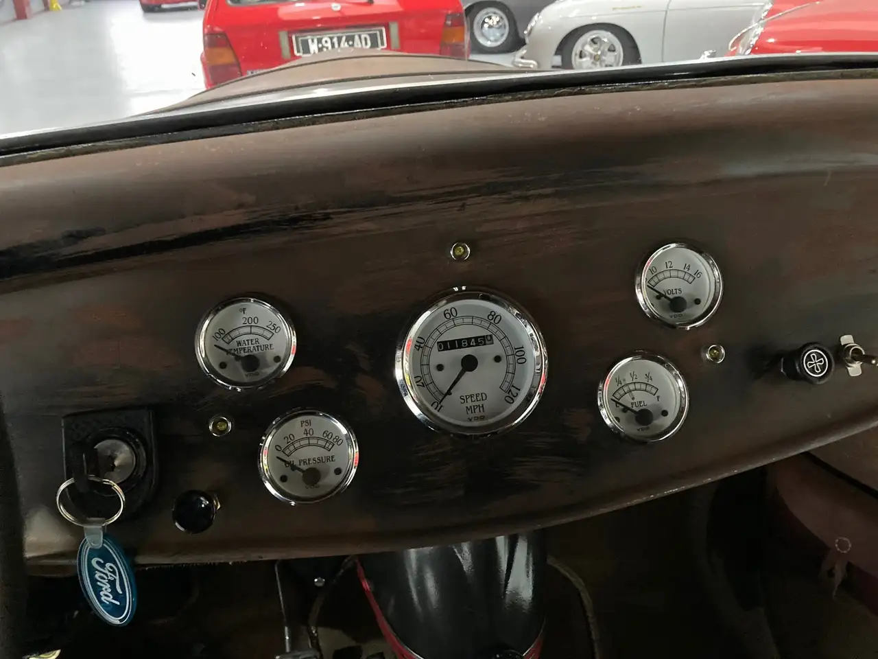 Ford Hot Rod V8 350ci de 1932 disponible en France, foto 7