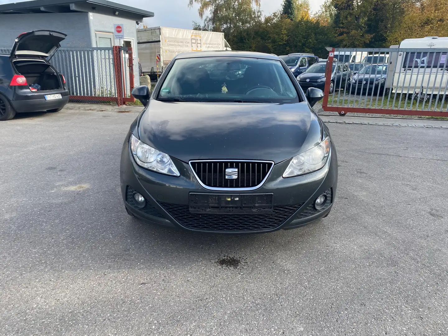 SEAT Ibiza Ibiza 5-Türer 1.6 16V Sport Grau - 1