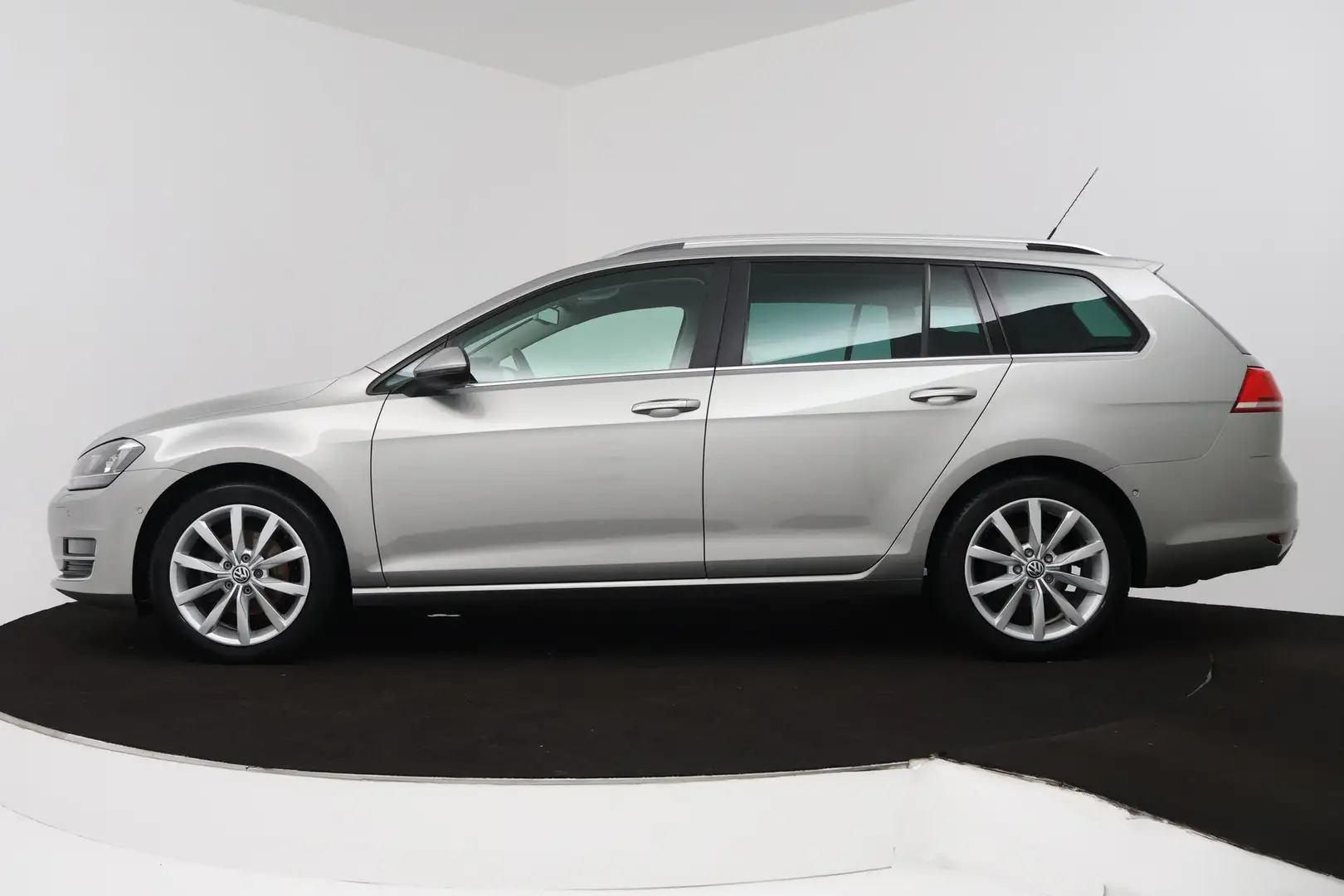 Volkswagen Golf Variant 1.4 TSI Business Edition R Connected (NAVIGATIE, P Gris - 2