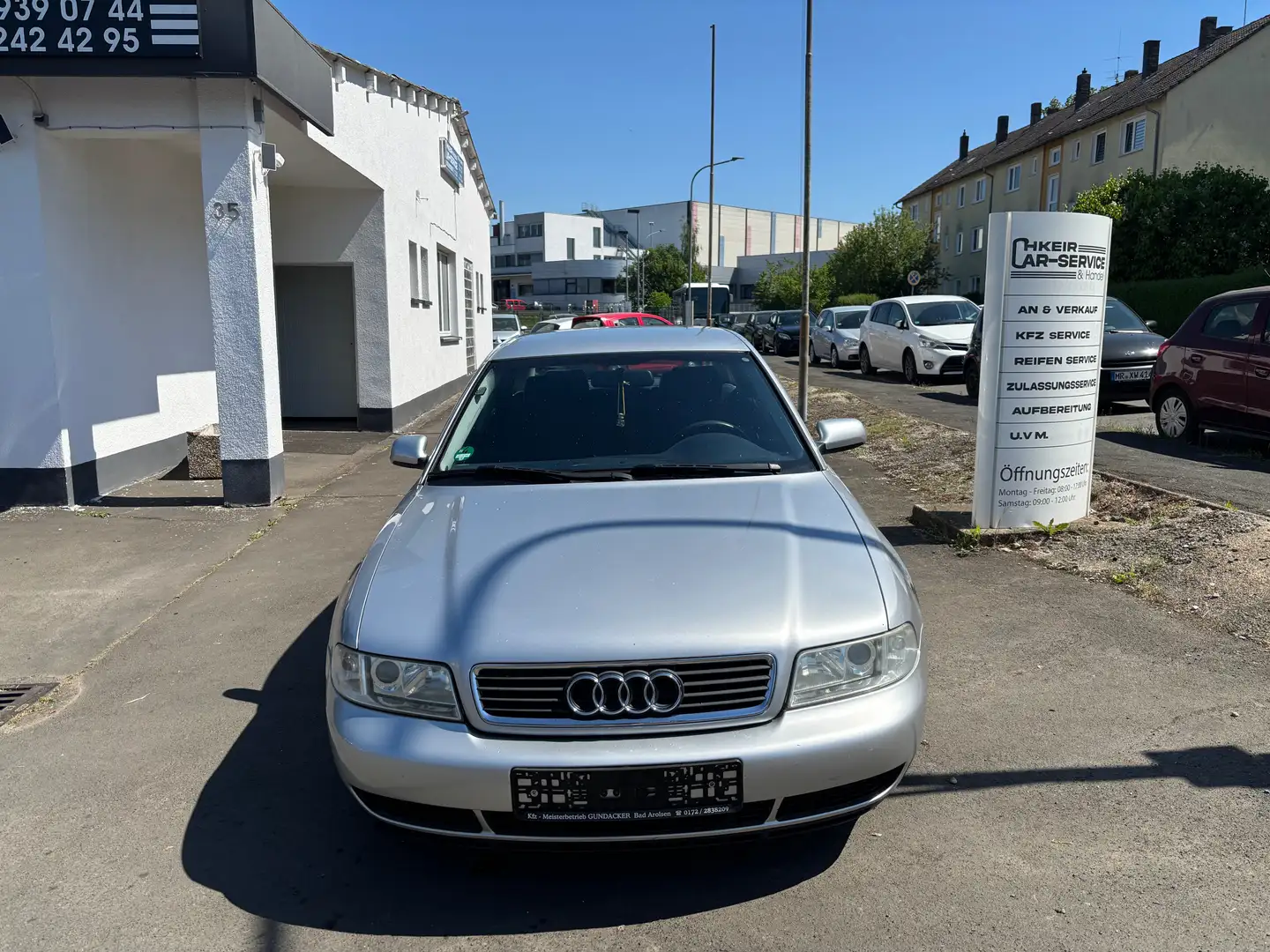 Audi A4 2.4 - B5 Argent - 1