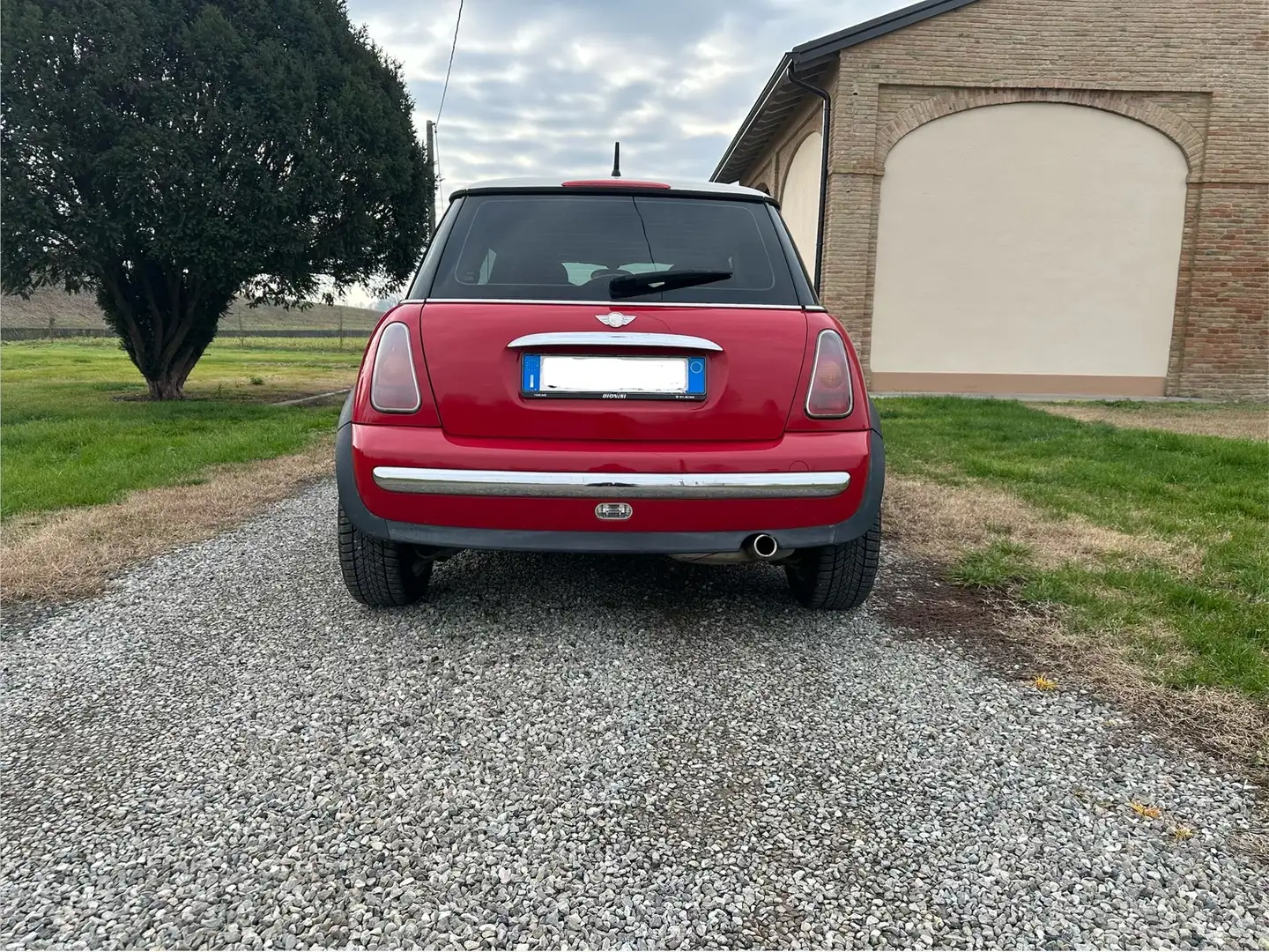 MINI One D Mini 1.6 16V One de luxe (66 kw) Czerwony - 1