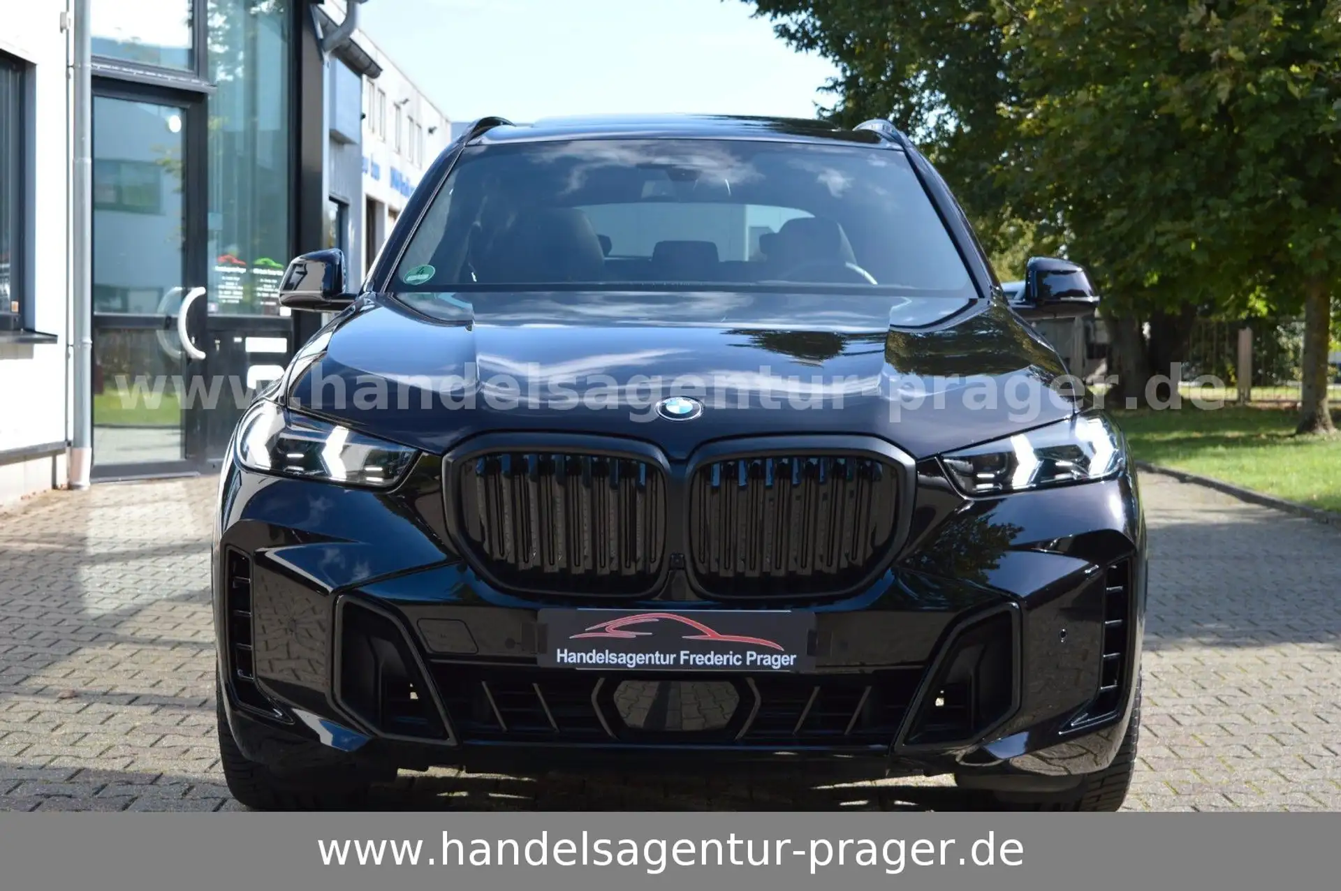 BMW X5 40d 2026 검정 사진 2