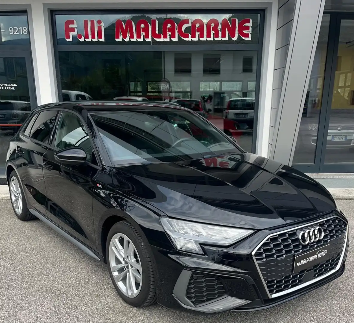Audi A3 SPB 35 TDI S tronic S line edition Noir - 1