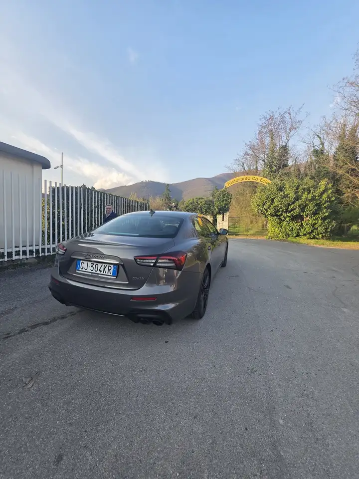 Maserati Ghibli 2022