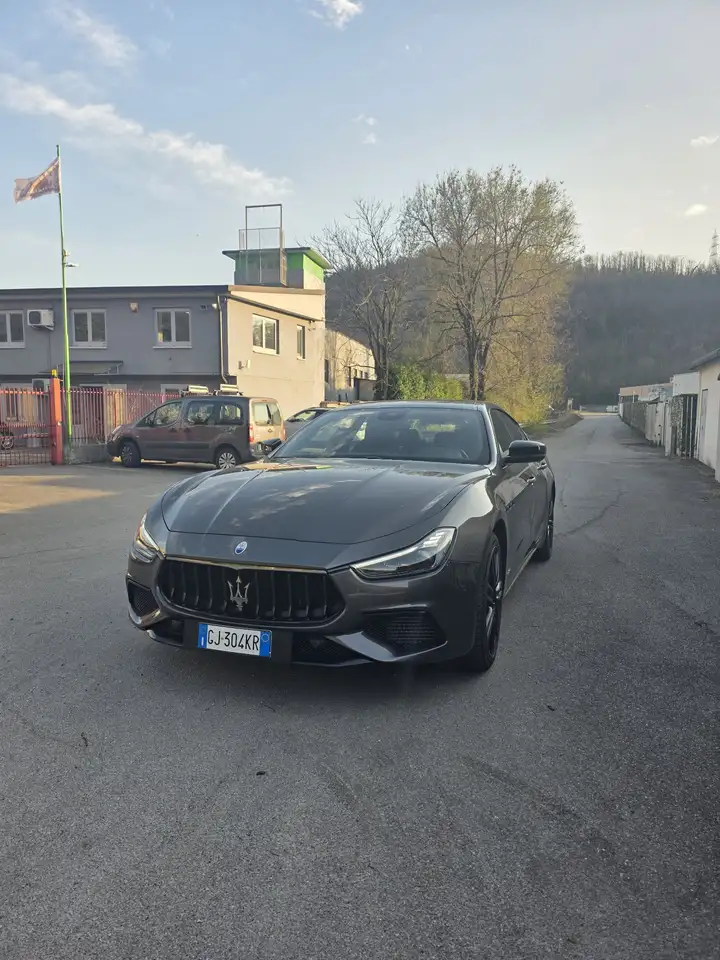 Maserati Ghibli 2022