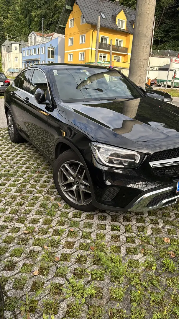Mercedes-Benz GLC 220 d 4Matic 9G-TRONIC Exclusive Schwarz - 2