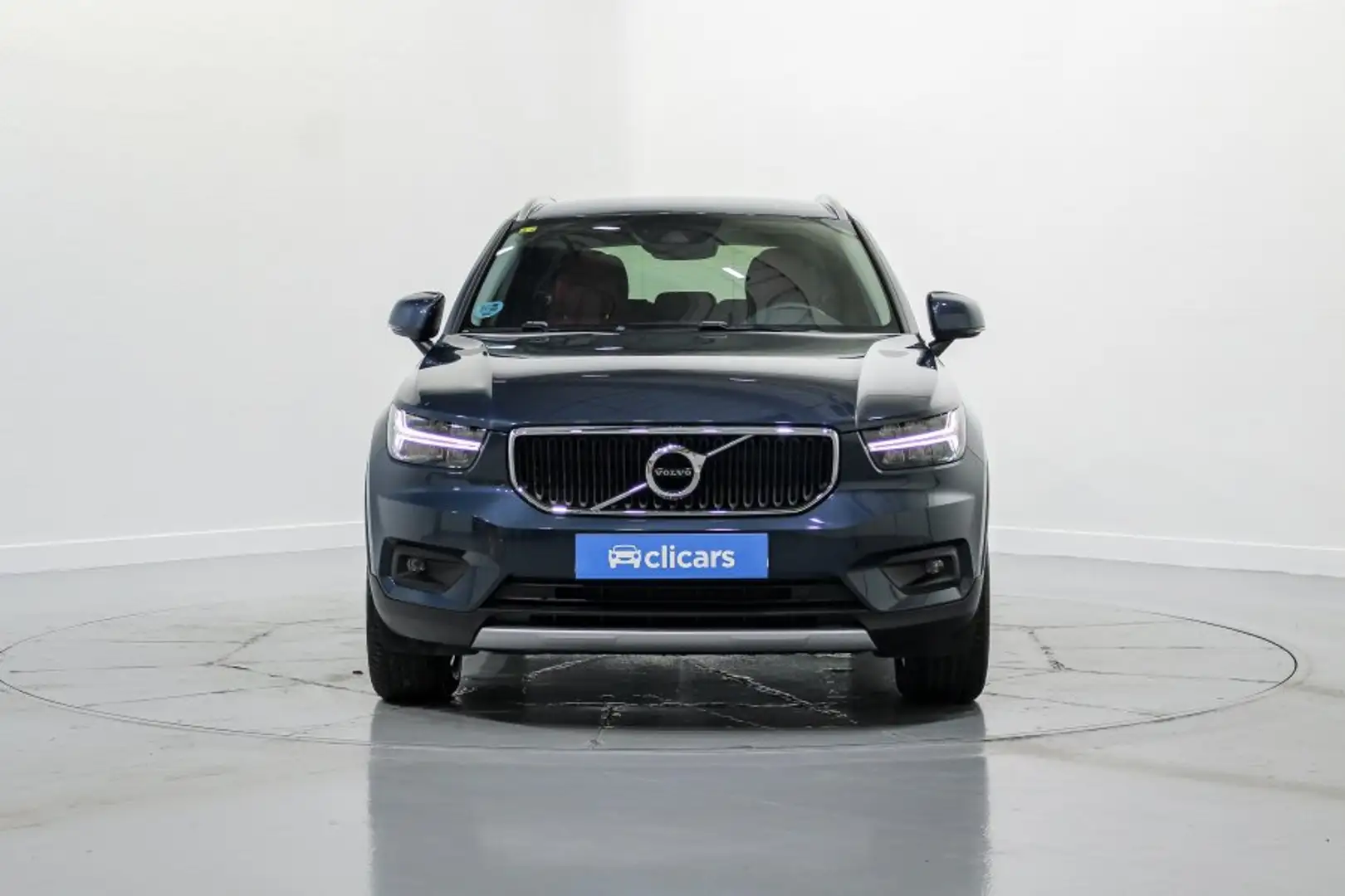 Volvo XC40 D3 Momentum Pro Aut. Azul - 2