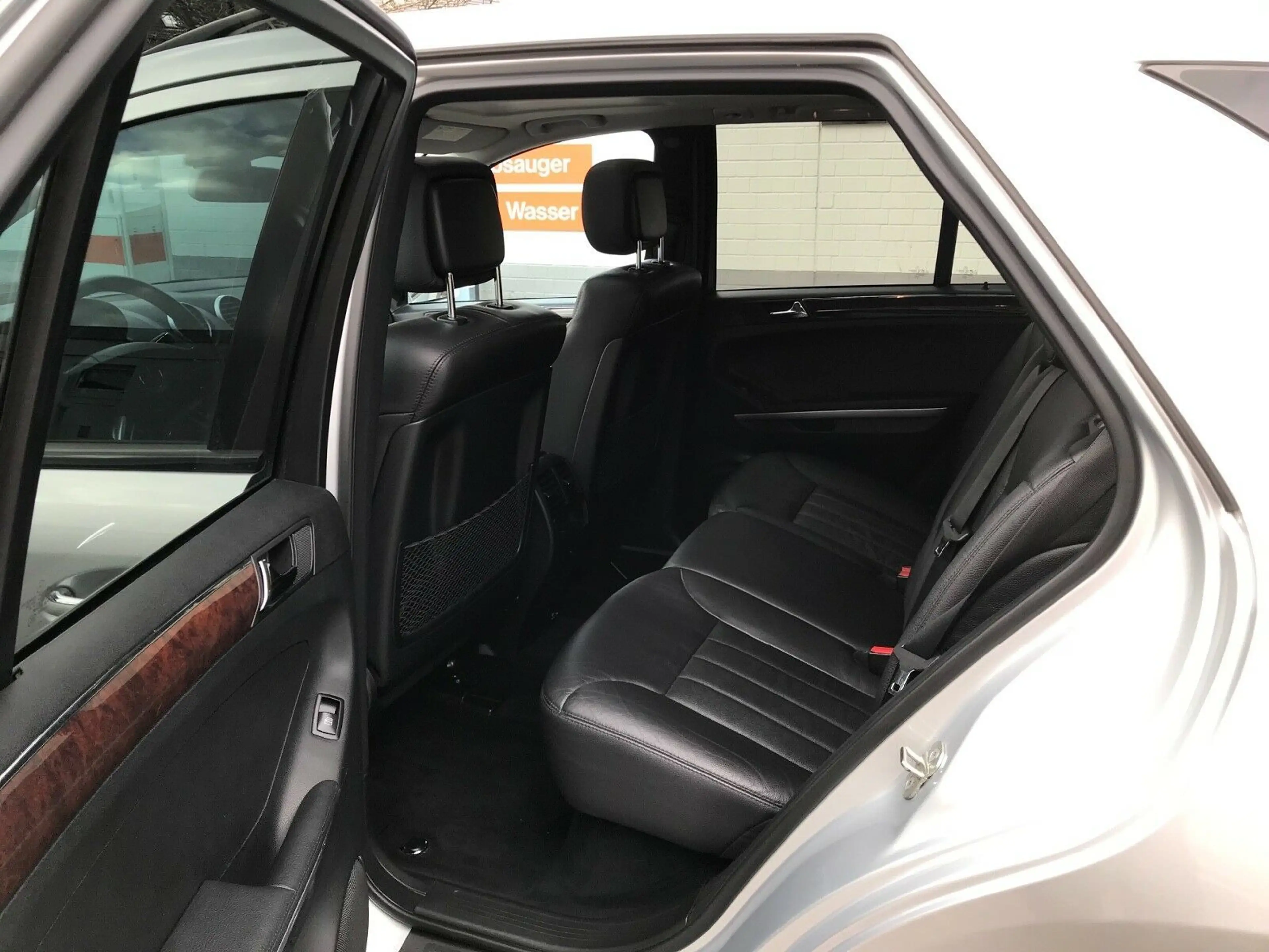 Mercedes-Benz ML 280 CDI 4 MATIC/SCHECKHEFT/NAVI/LEDER/SHZ — photo 10