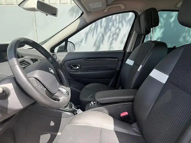 Renault Scenic view 7