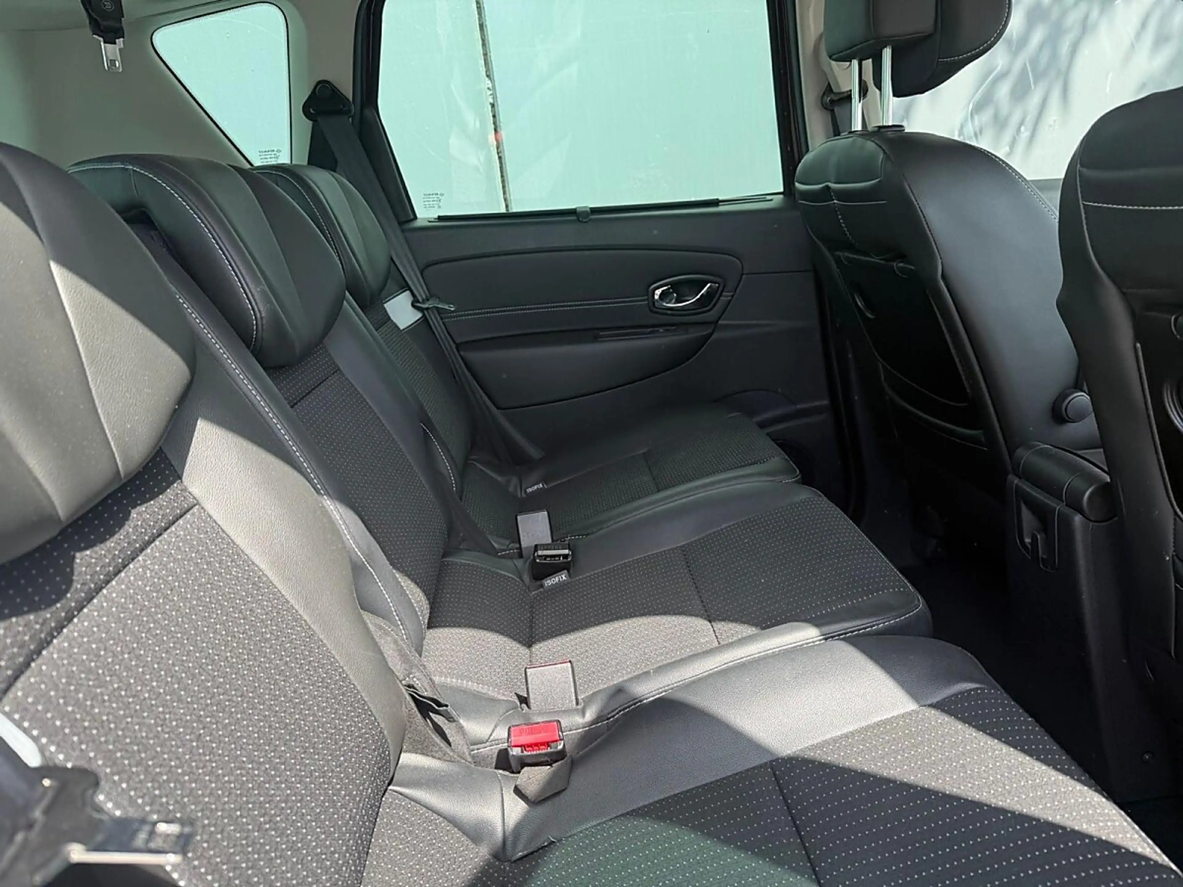 Renault Scenic Scénic Energy TCe 130 Dynamique | PICKERL 11/20... — photo 11