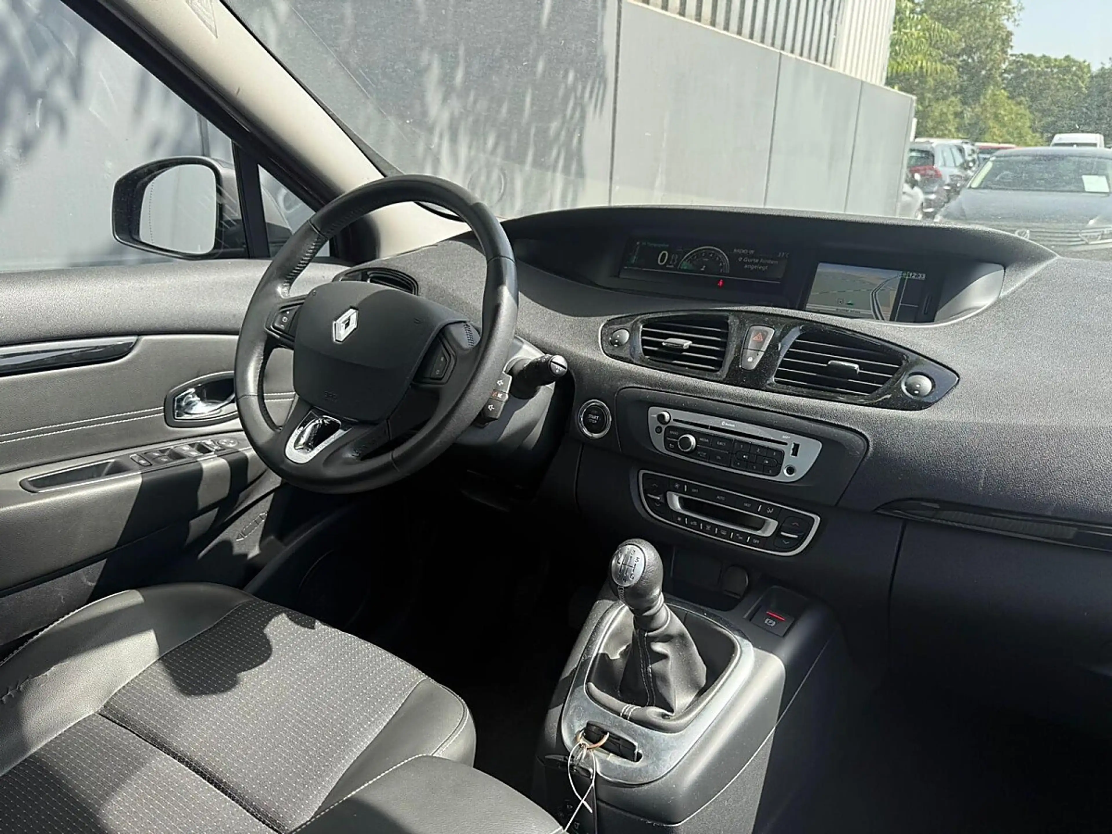 Renault Scenic Scénic Energy TCe 130 Dynamique | PICKERL 11/20... — photo 10