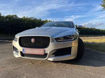 XE 2.0 D R-Sport