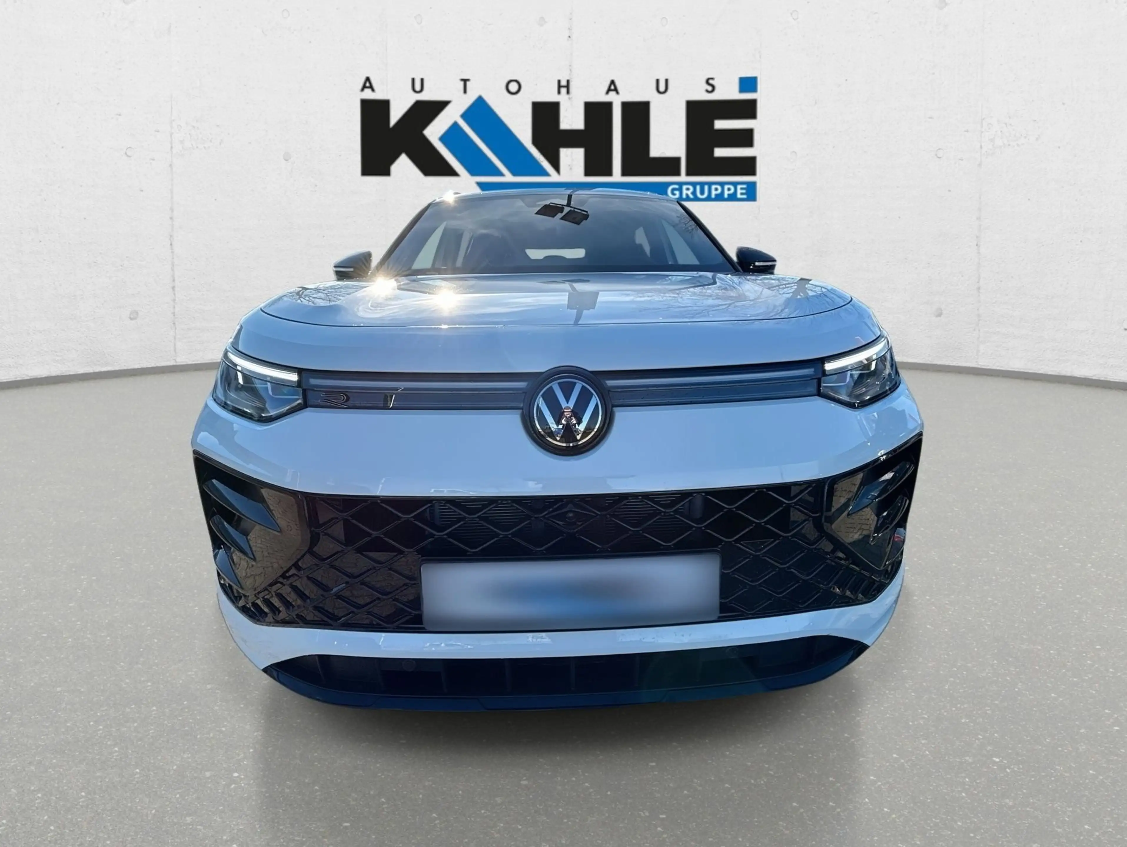 Volkswagen Tayron 2.0 TDI DSG R-Line BlackStyle AHK IQ.Light 7-Sitze — photo 3