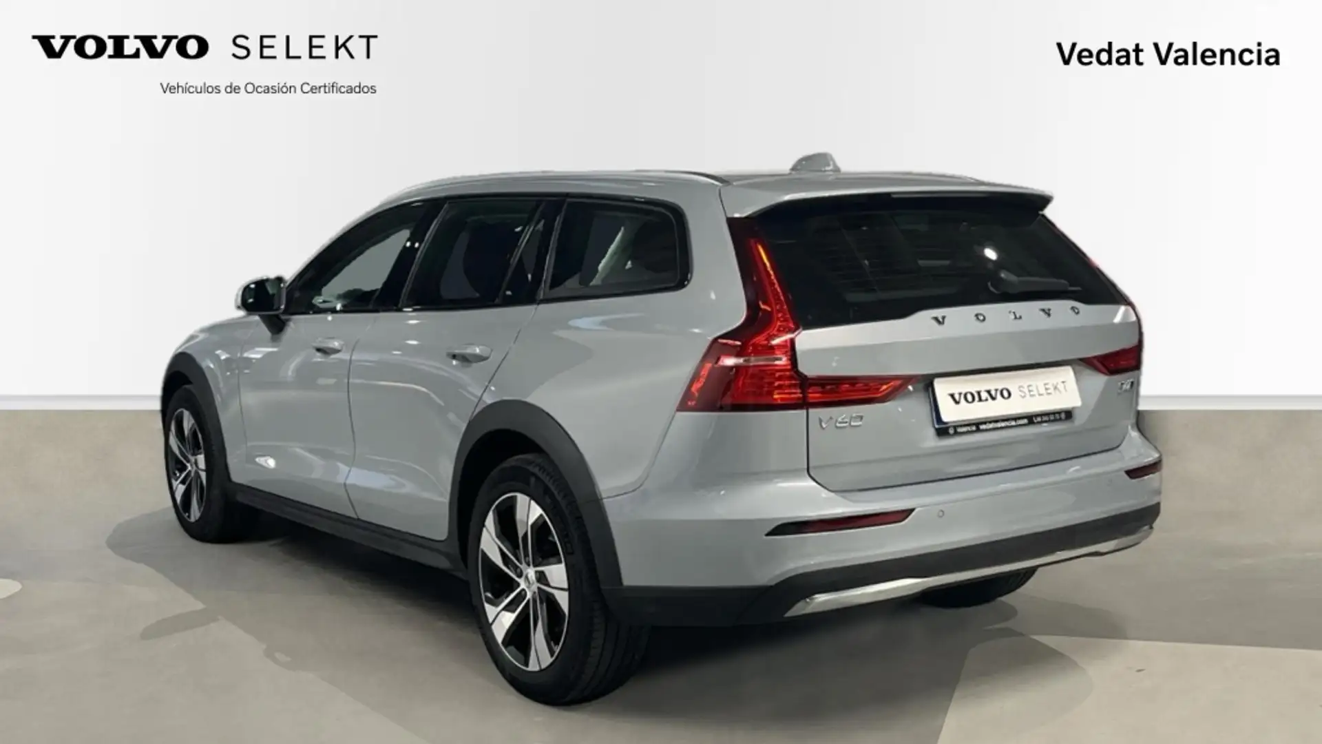 Volvo V60 Cross Country 2.0 B4 D PLUS AUTO AWD 197 5P - 2
