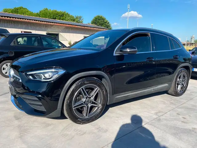 Mercedes-Benz Gla view 6