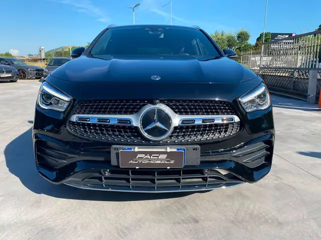 Mercedes-Benz Gla view 5