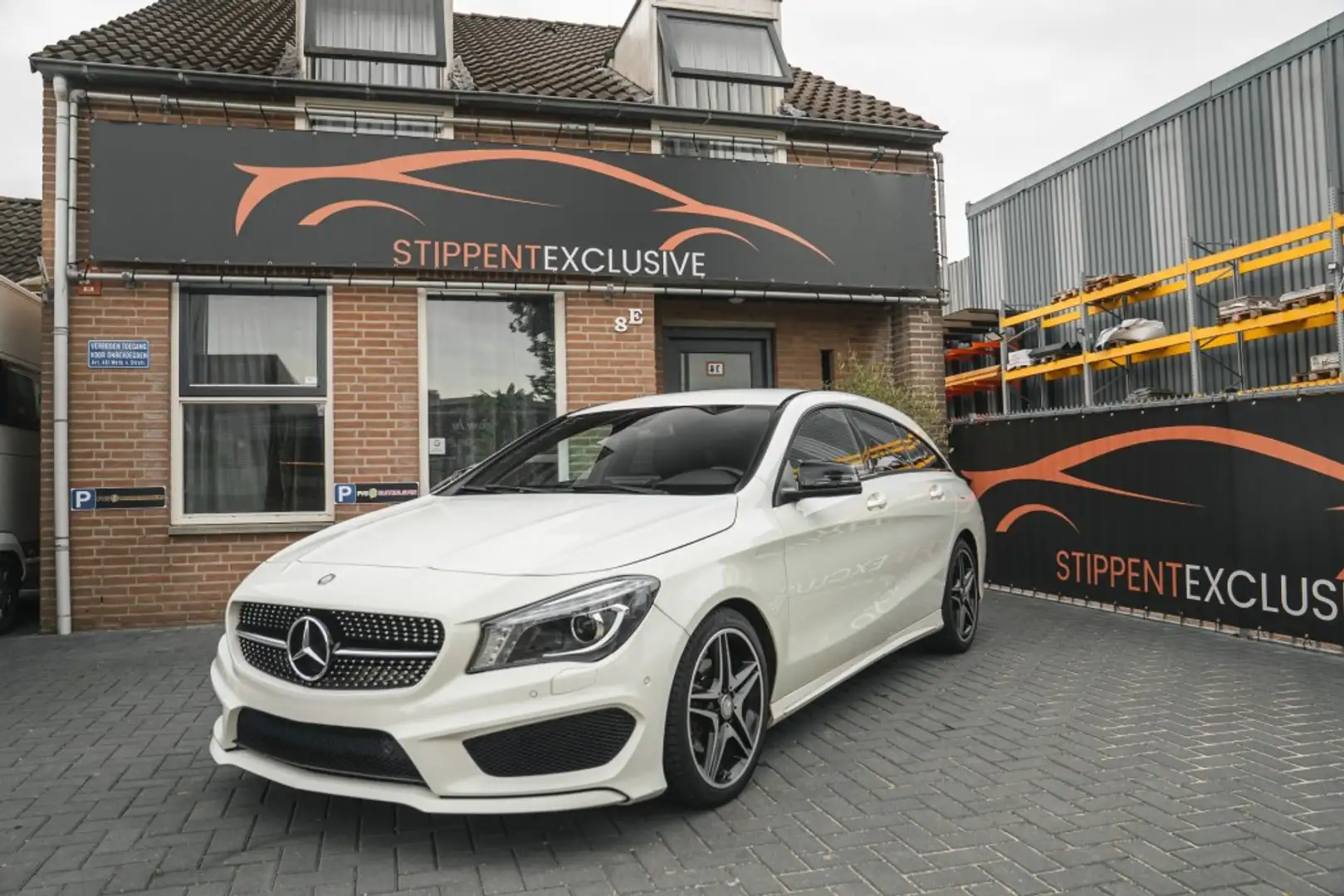 Mercedes-Benz CLA 180 180 AMBITION Weiß - 1
